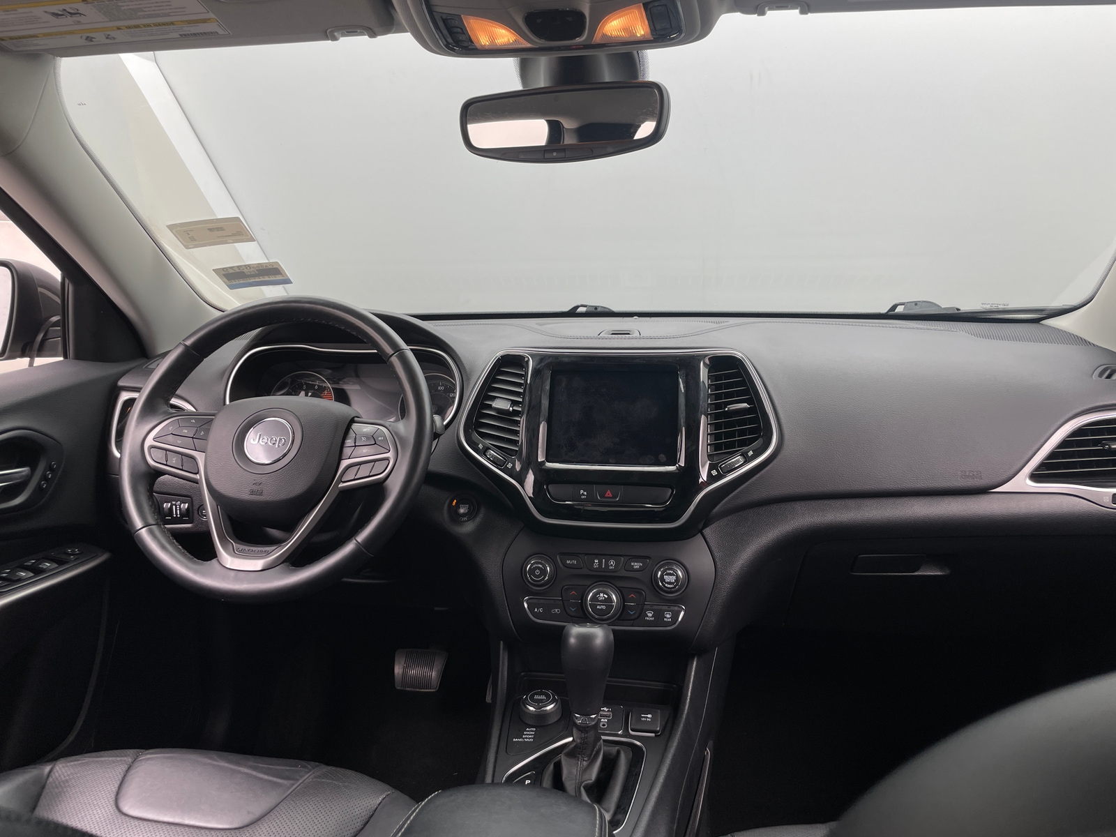 Thumbnail: 2019 Jeep Cherokee - 2