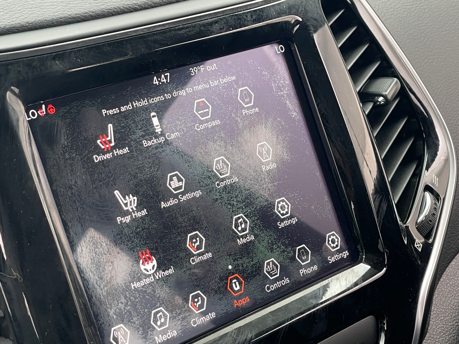 Thumbnail: 2019 Jeep Cherokee - 3