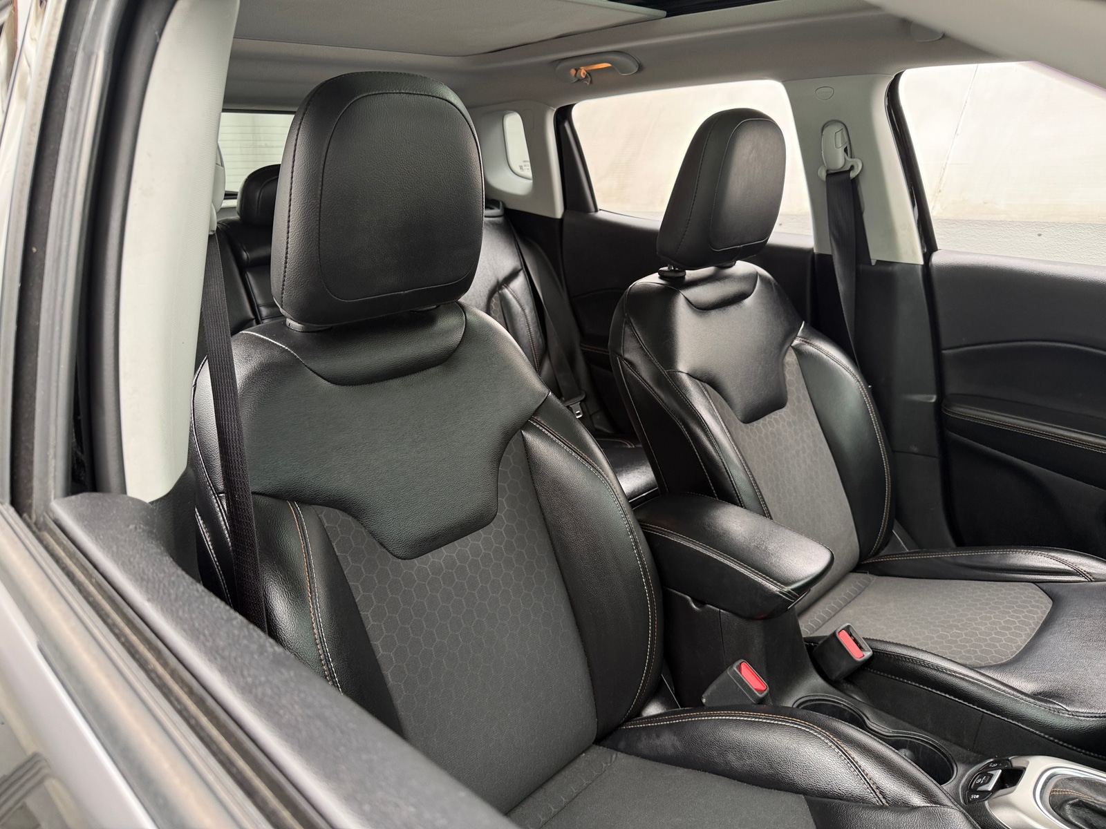 Thumbnail: 2017 Jeep Compass - 2