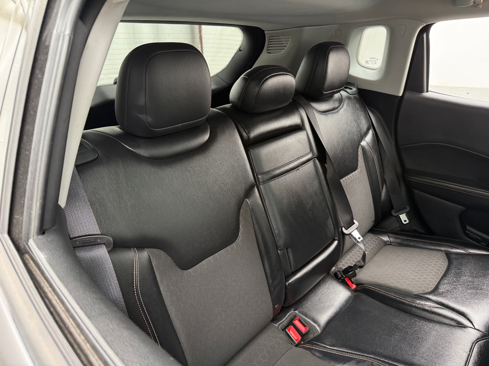 Thumbnail: 2017 Jeep Compass - 6