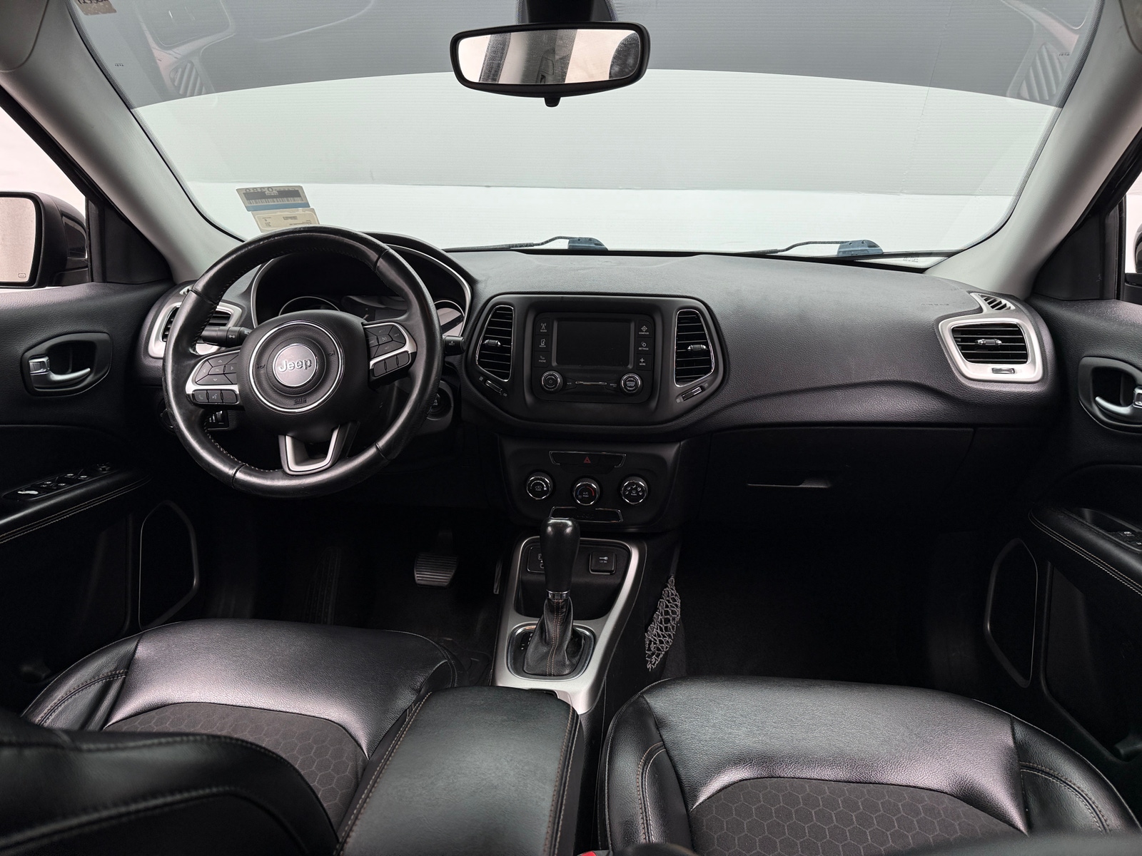 Thumbnail: 2017 Jeep Compass - 3