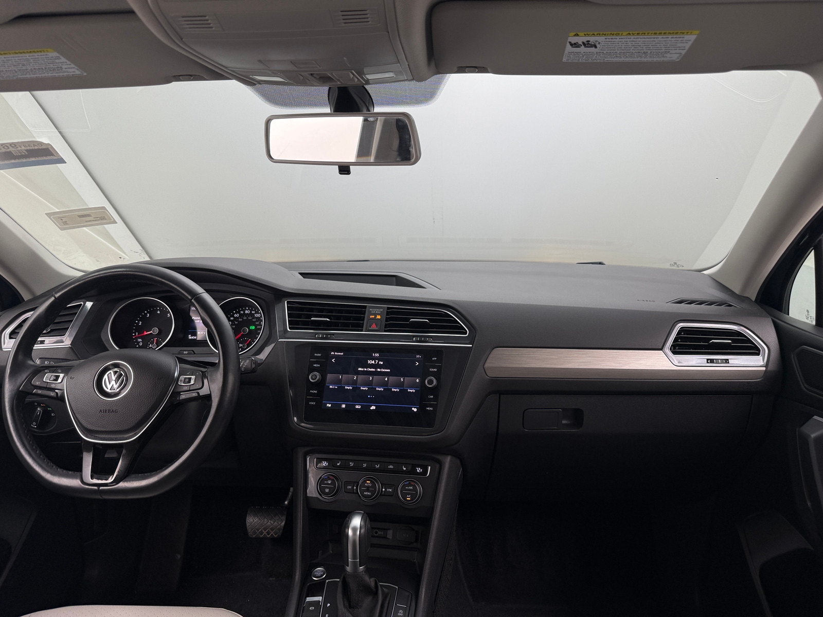 Thumbnail: 2019 Volkswagen Tiguan - 2