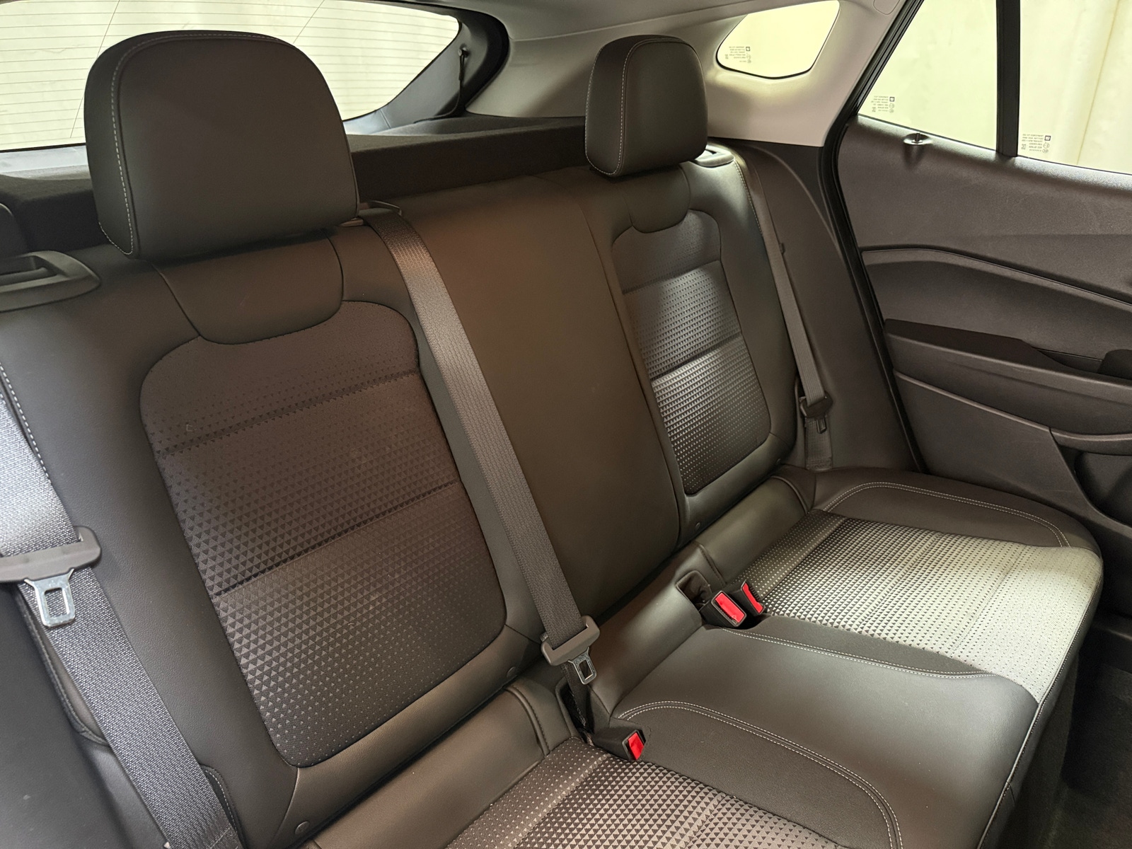 Thumbnail: 2025 Chevrolet Trax - 6