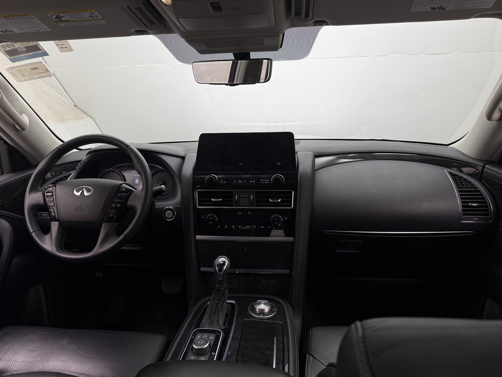 Thumbnail: 2023 INFINITI QX80 - 2