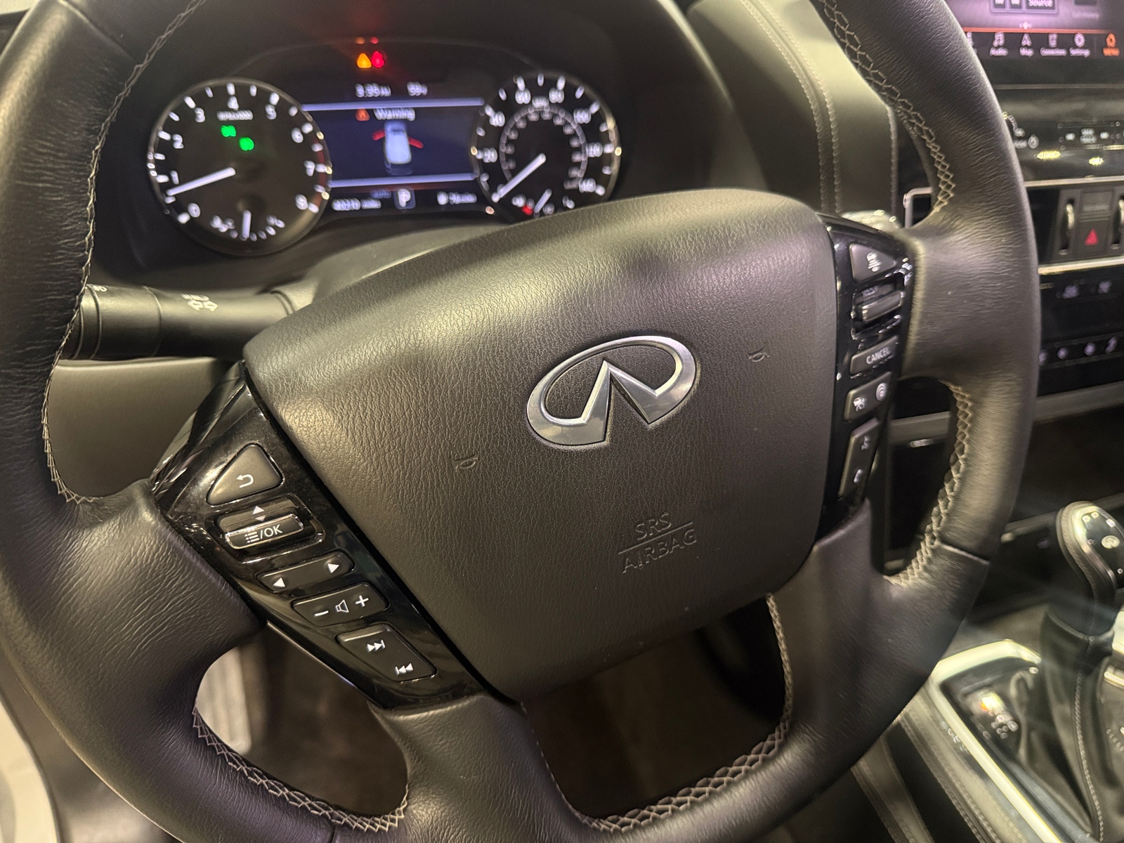 Thumbnail: 2023 INFINITI QX80 - 4