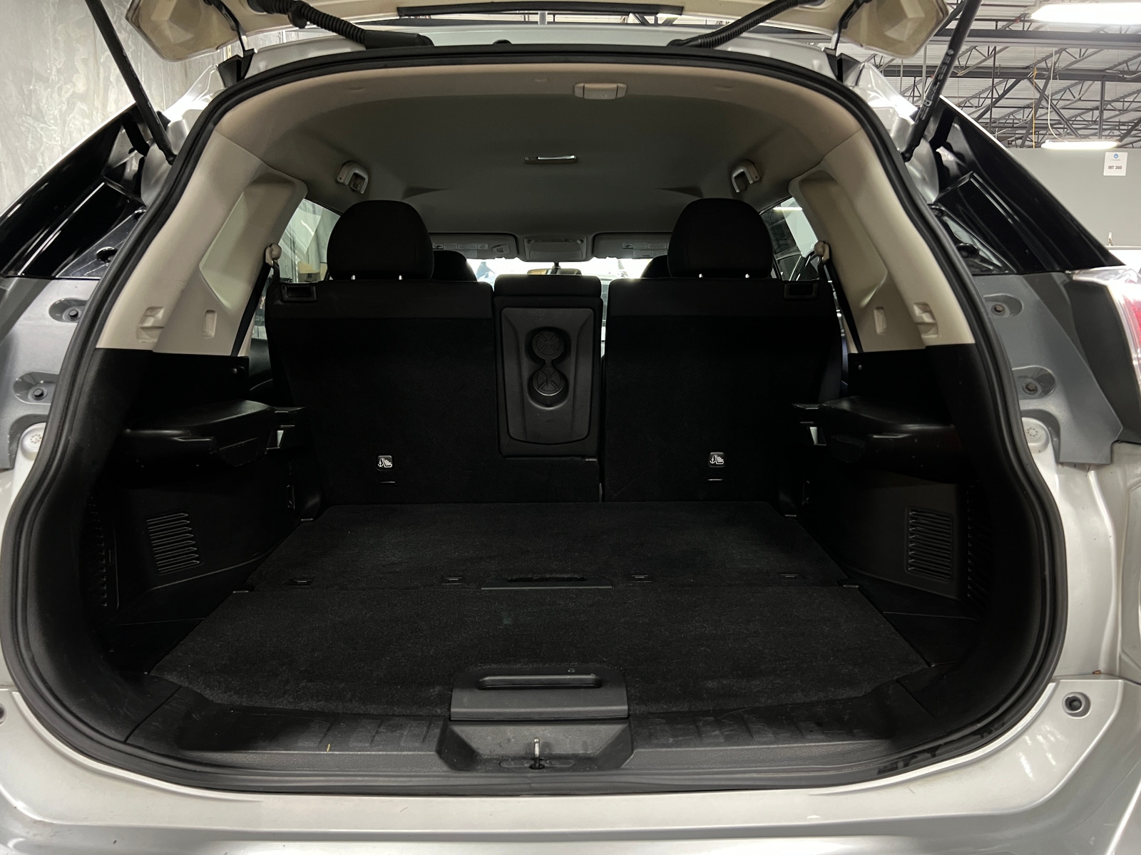 Thumbnail: 2016 Nissan Rogue - 7