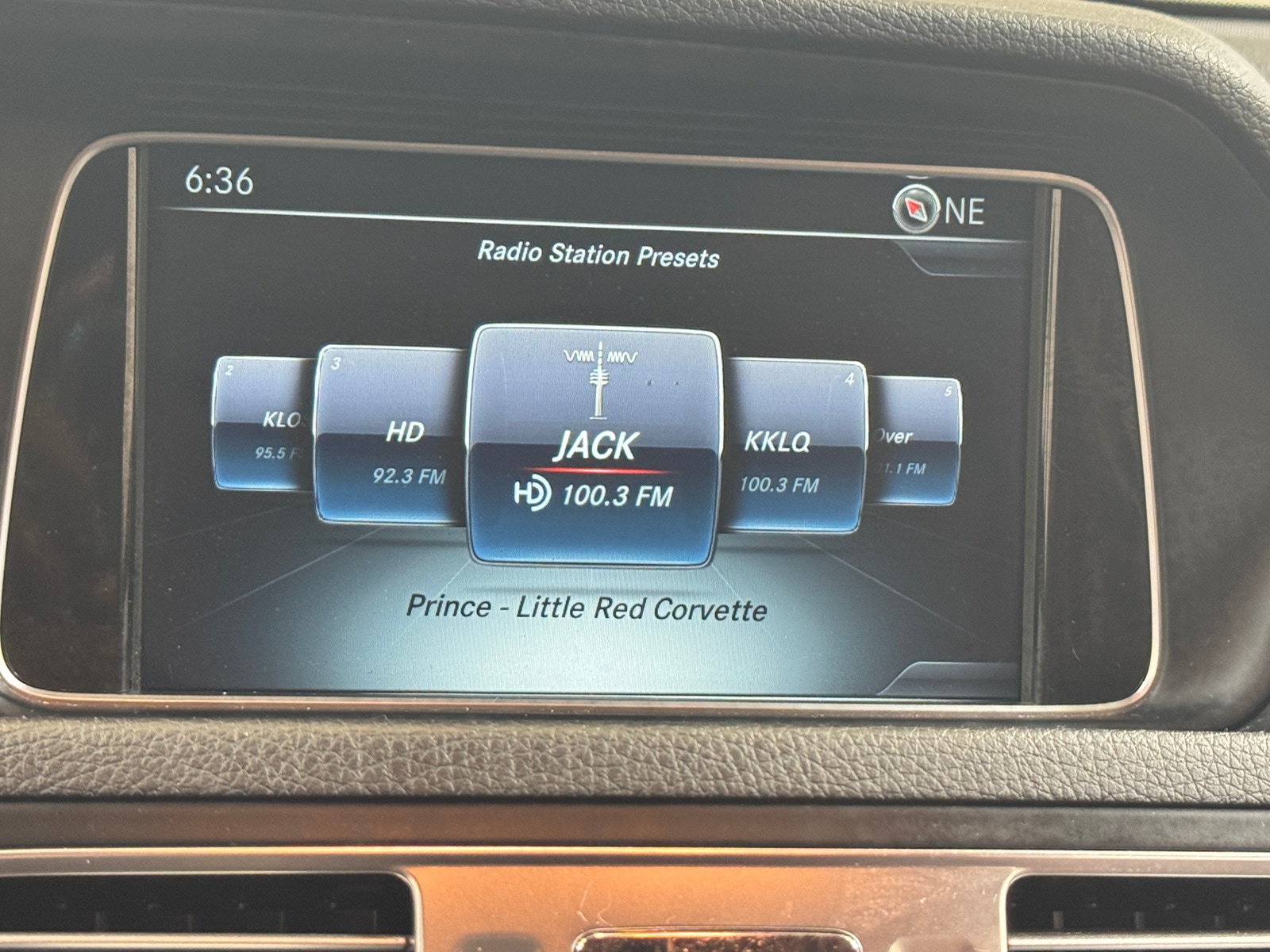 Thumbnail: 2016 Mercedes-Benz E-Class - 3