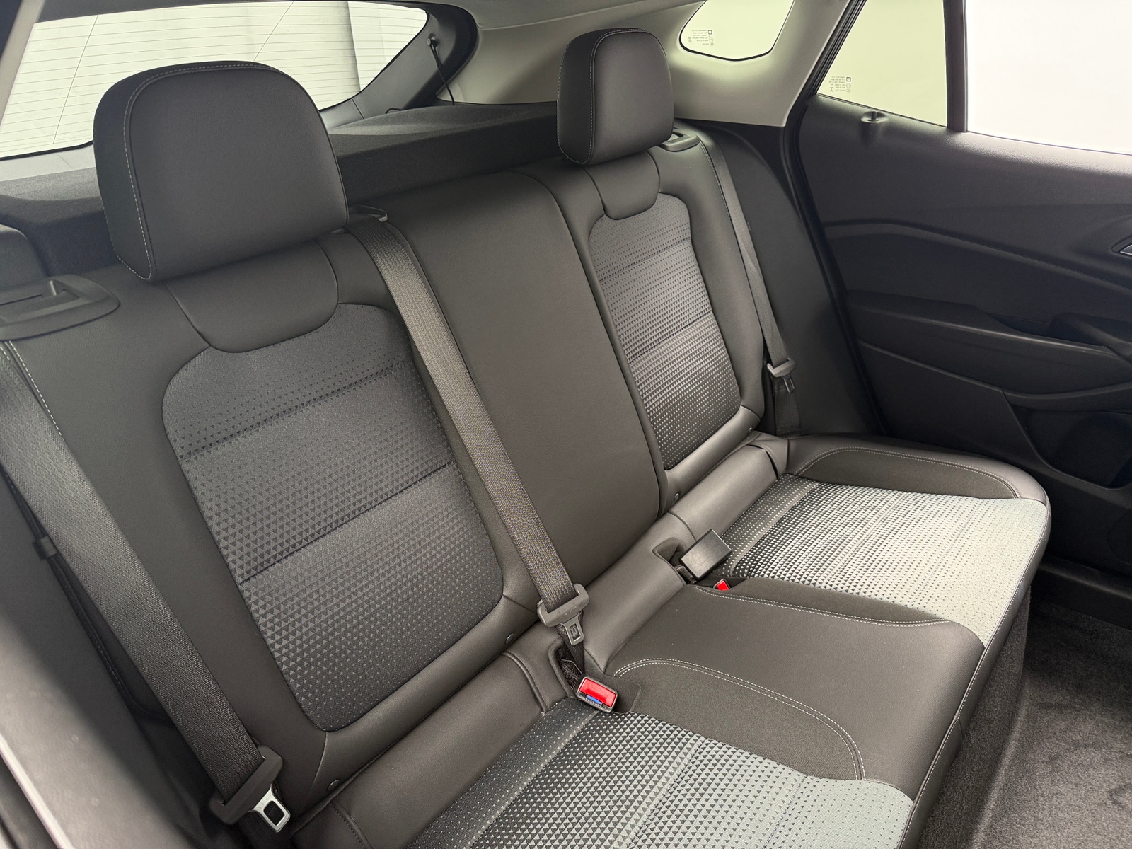 Thumbnail: 2025 Chevrolet Trax - 6