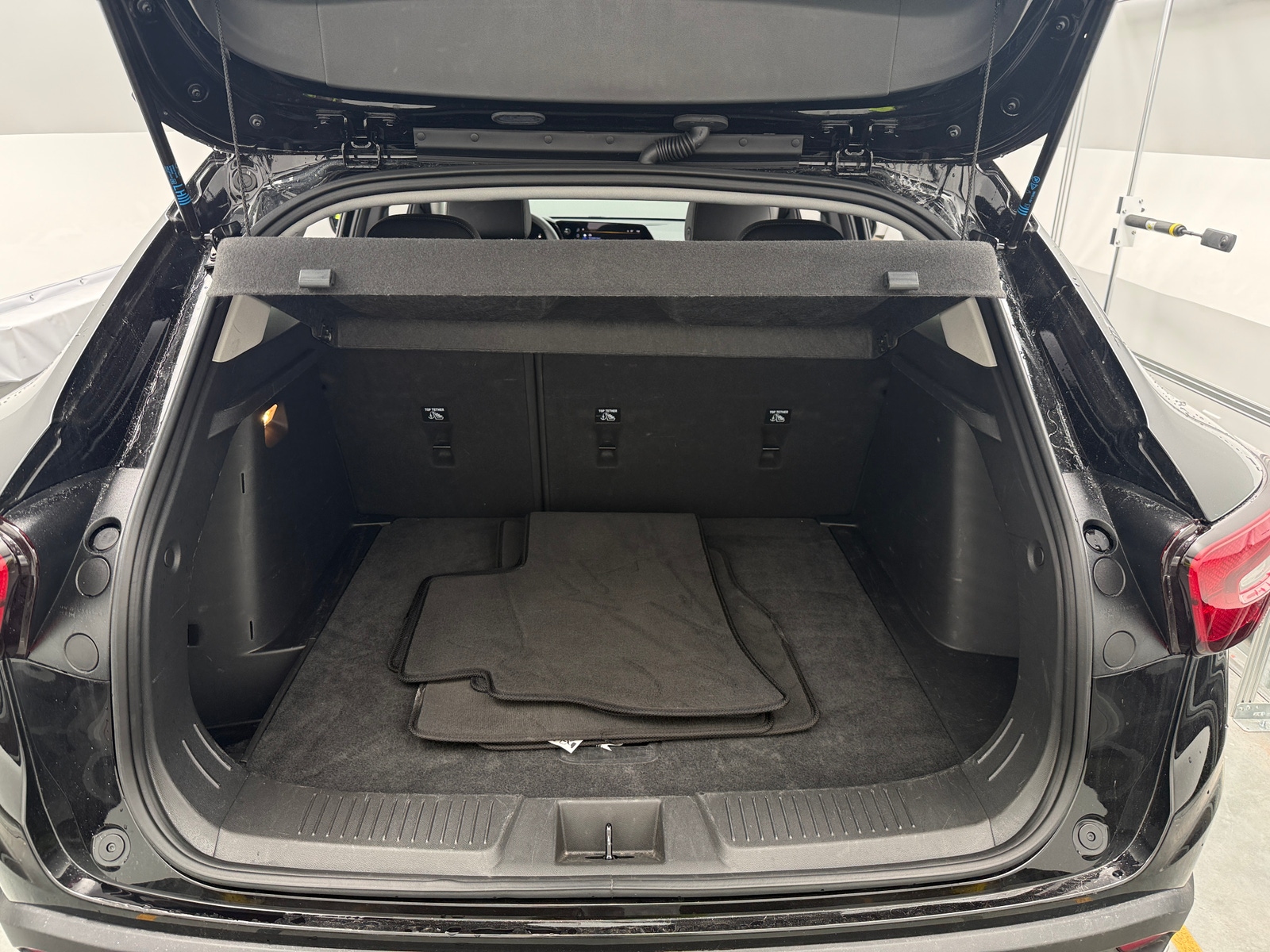 Thumbnail: 2025 Chevrolet Trax - 7