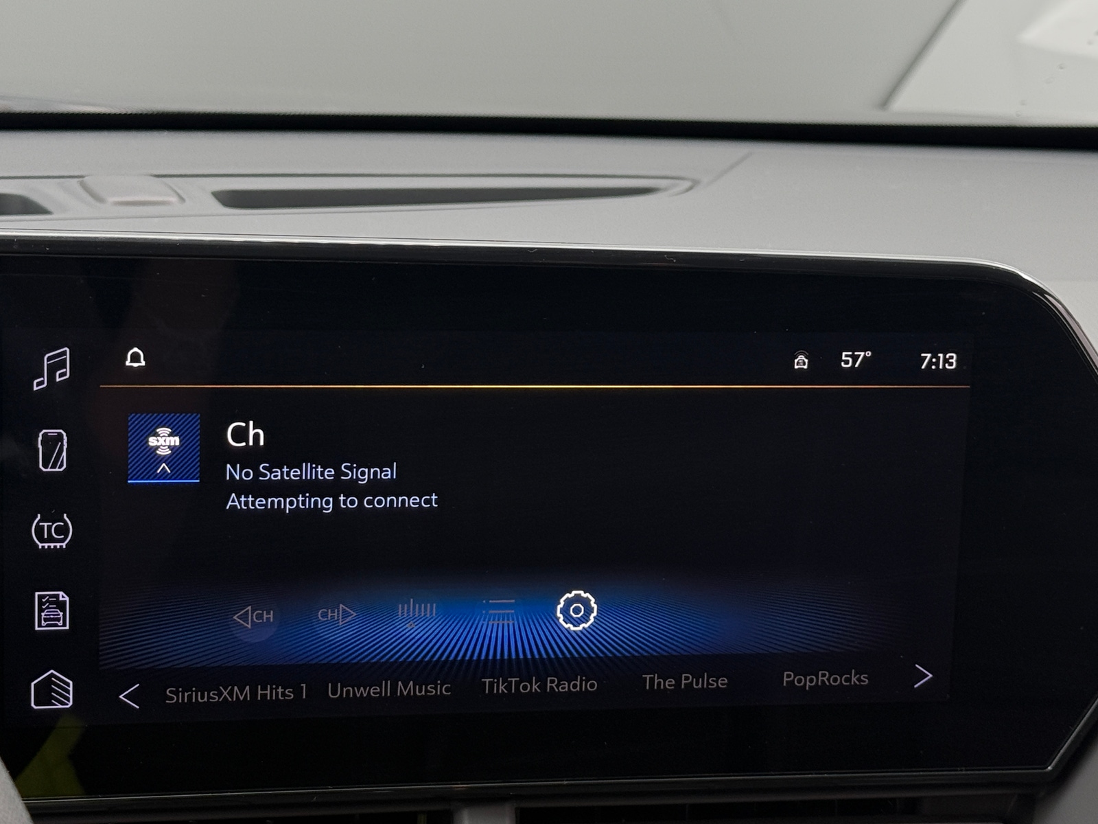 Thumbnail: 2025 Chevrolet Trax - 4