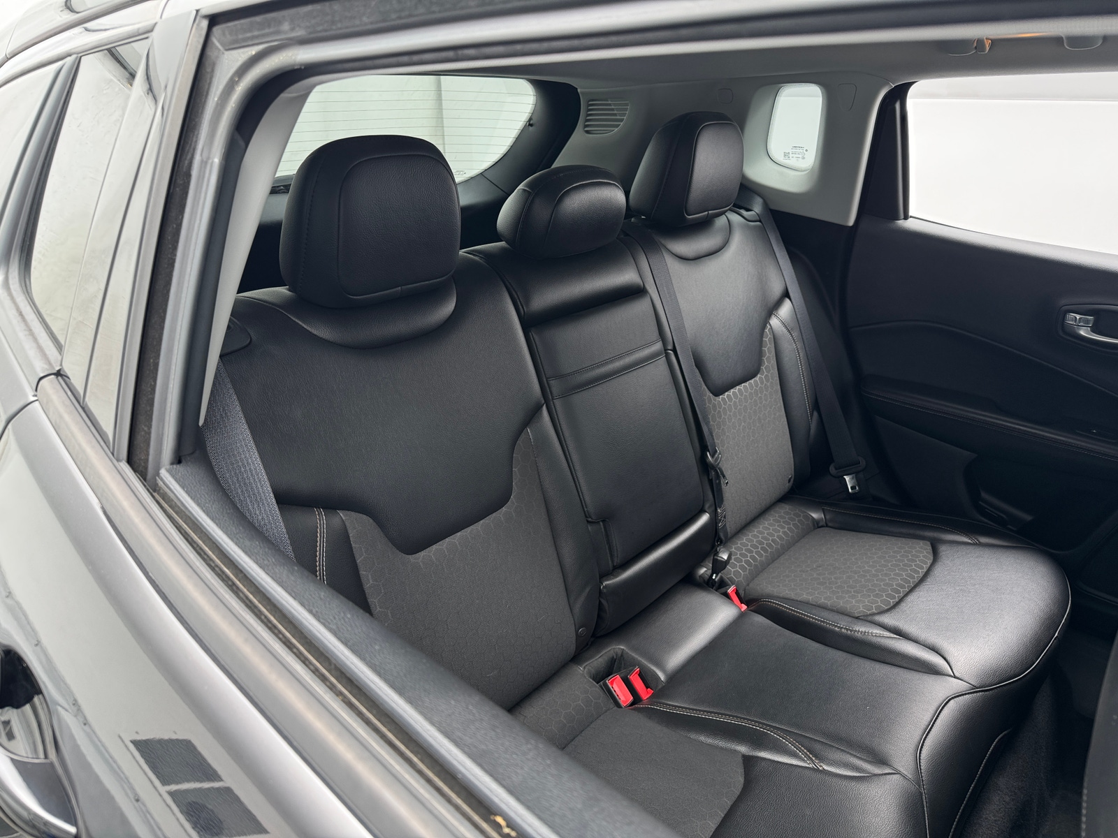 Thumbnail: 2018 Jeep Compass - 6