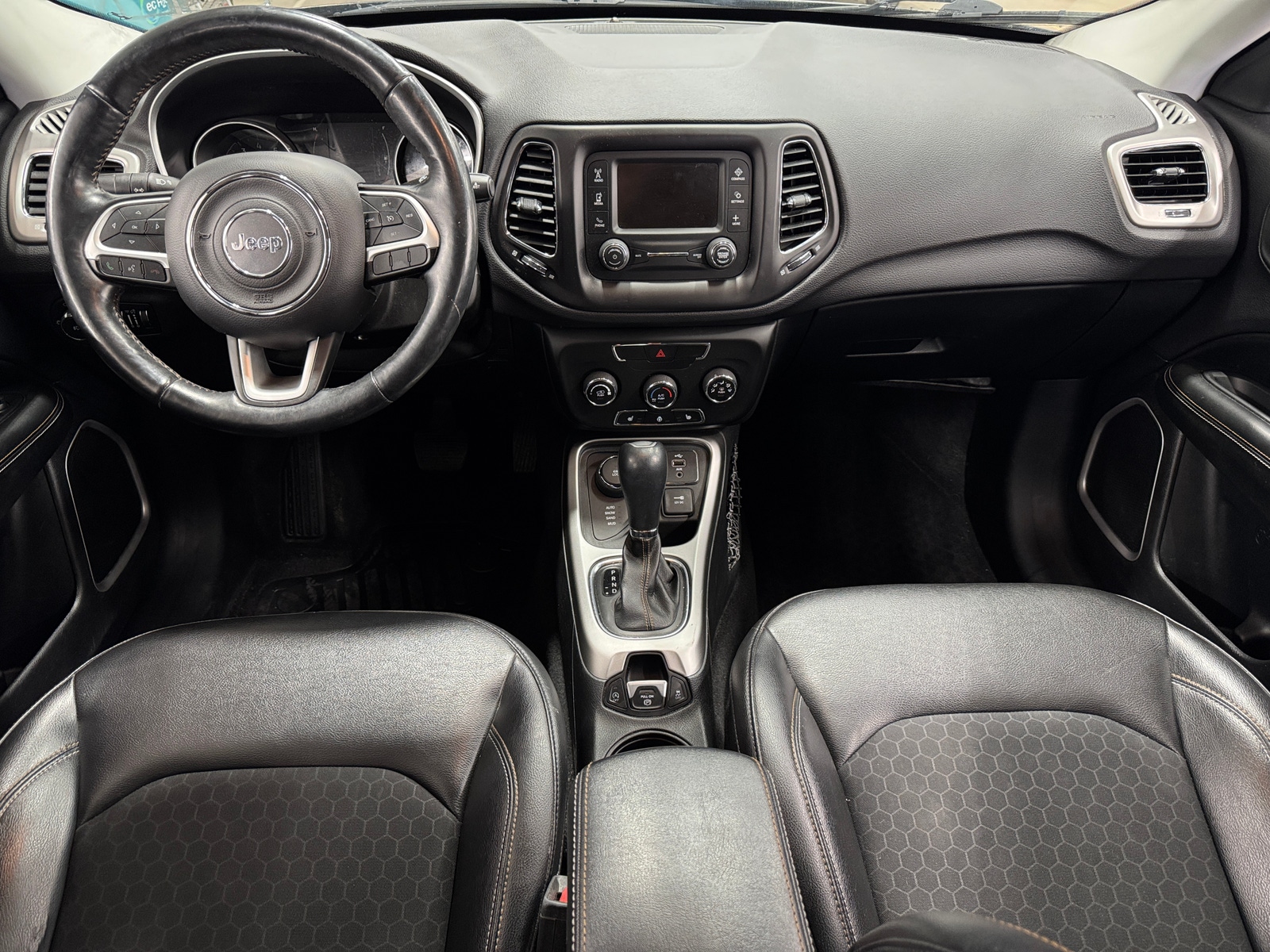 Thumbnail: 2018 Jeep Compass - 3