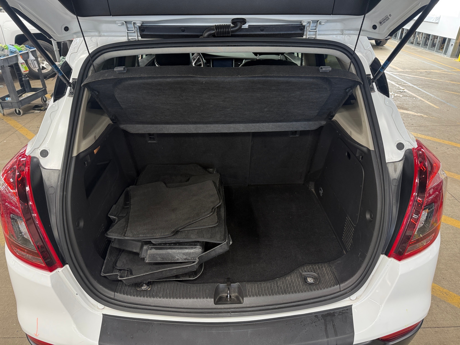 Thumbnail: 2019 Buick Encore - 6