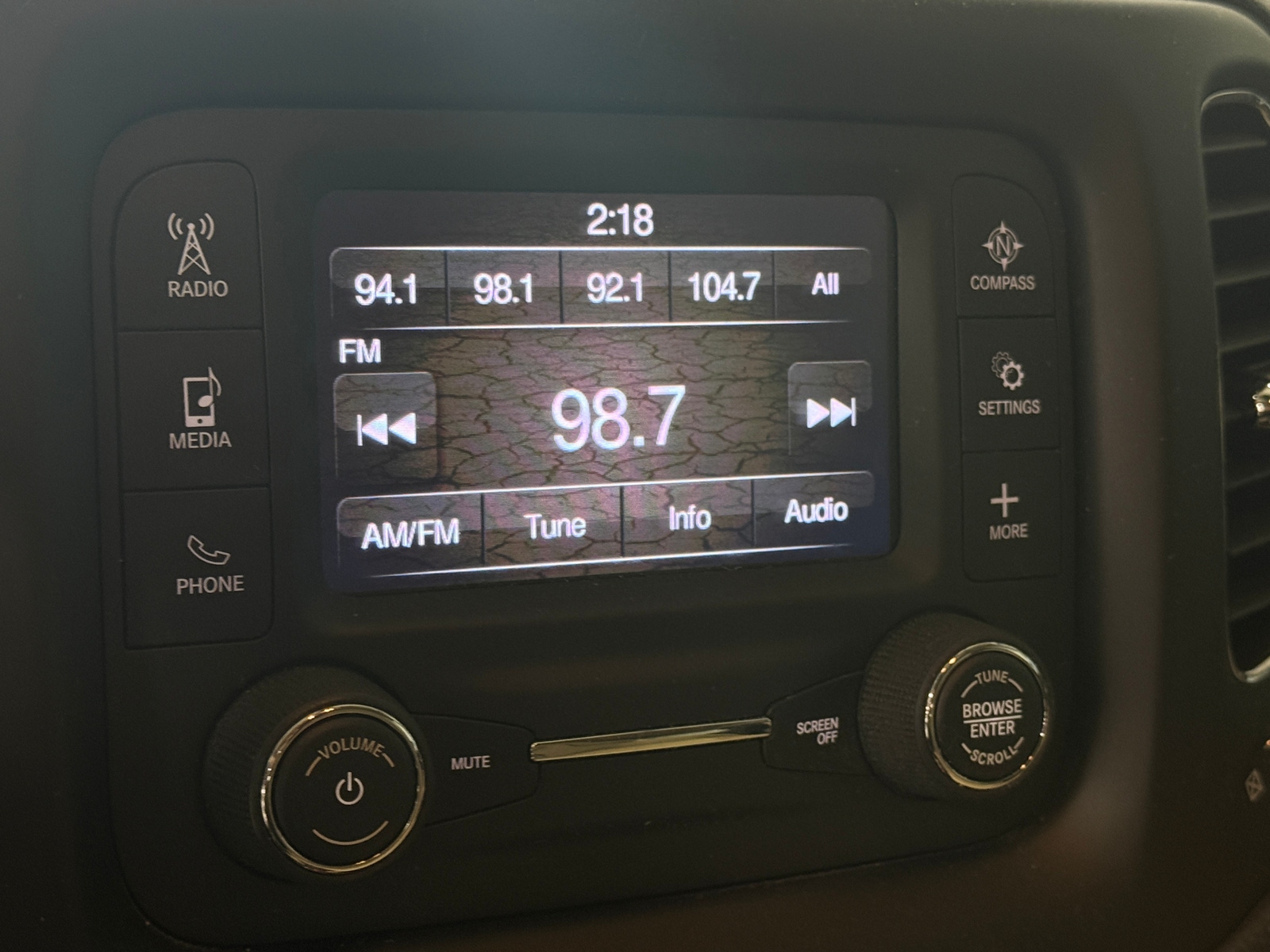 Thumbnail: 2018 Jeep Compass - 4