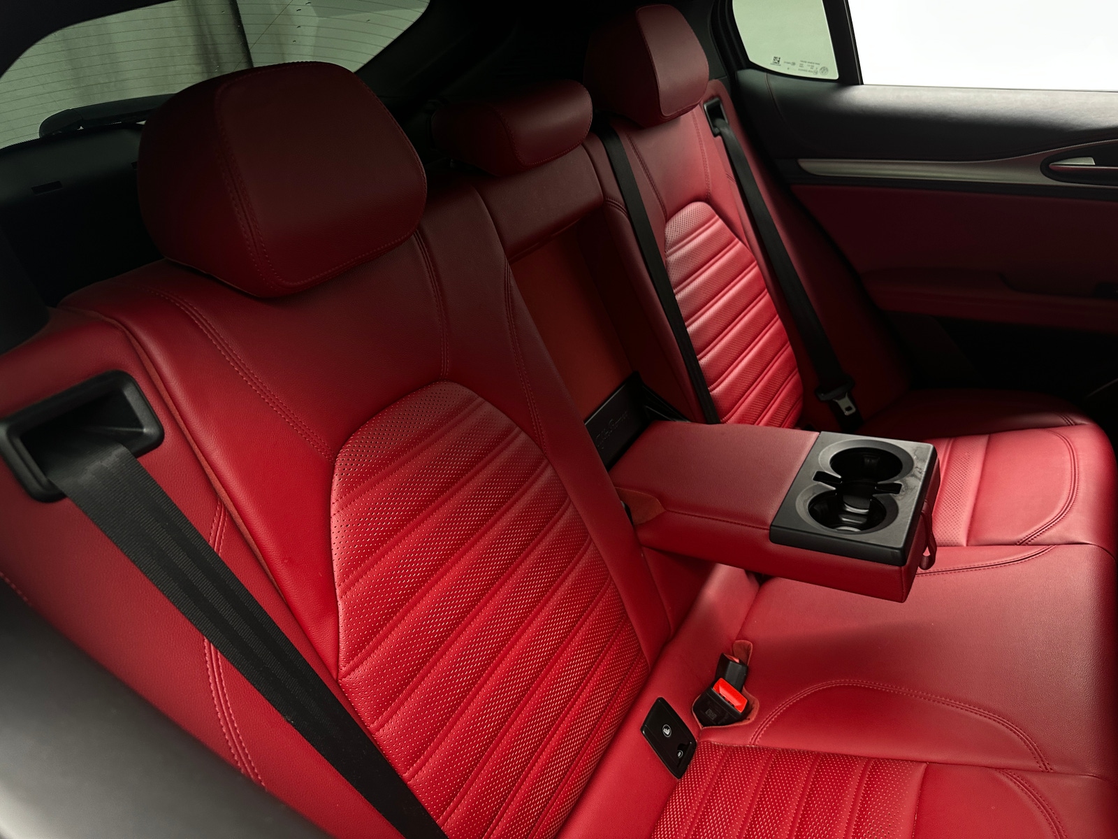 Thumbnail: 2020 Alfa Romeo Stelvio - 5