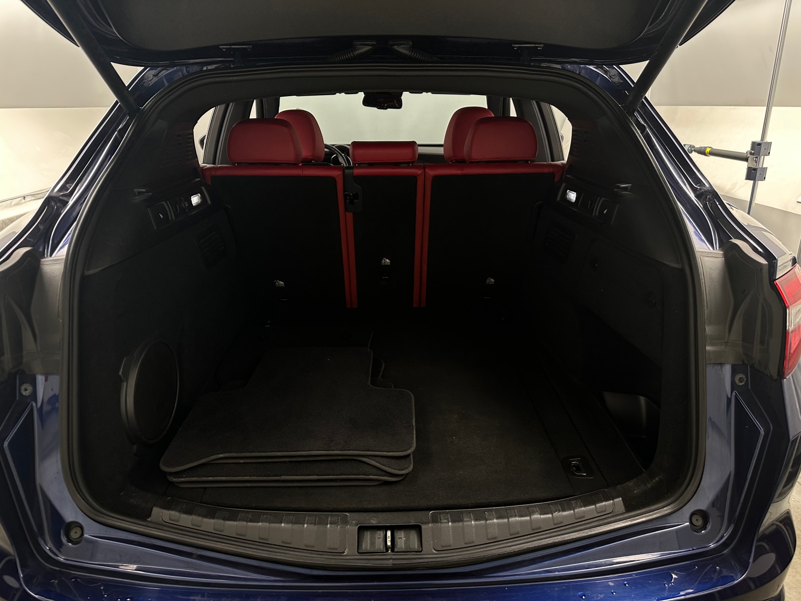 Thumbnail: 2020 Alfa Romeo Stelvio - 6