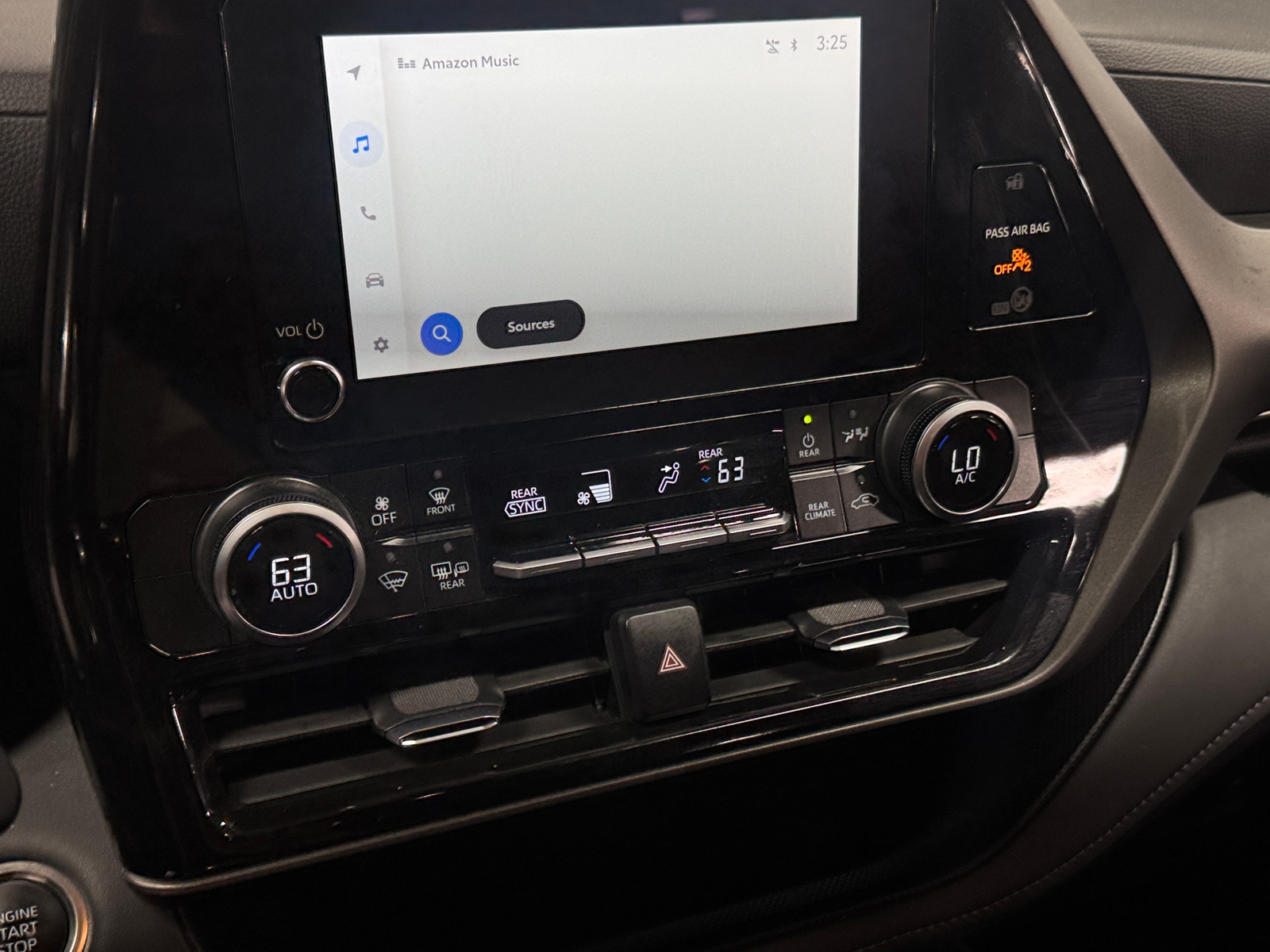 Thumbnail: 2025 Toyota Highlander - 4