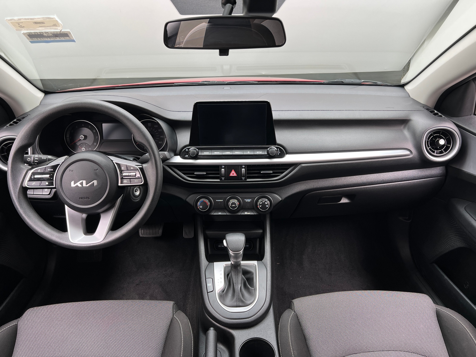 Thumbnail: 2023 Kia Forte - 3