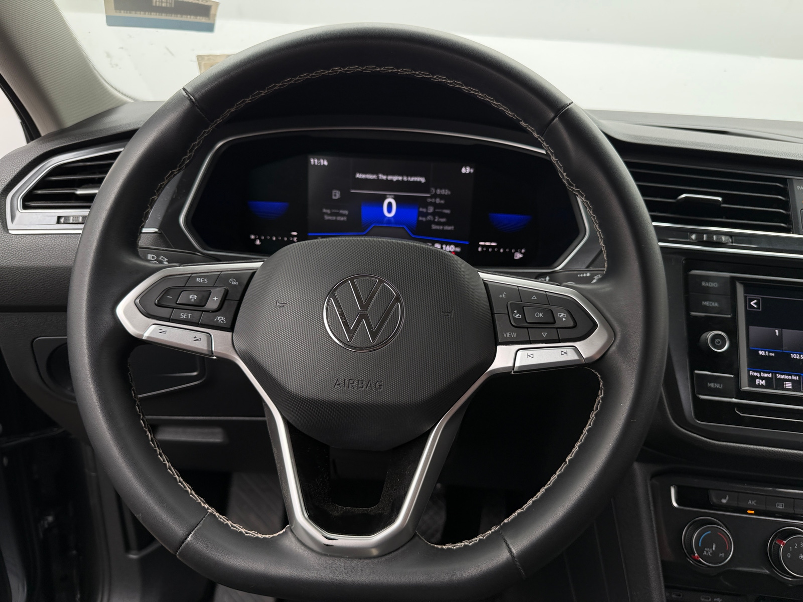 Thumbnail: 2023 Volkswagen Tiguan - 5