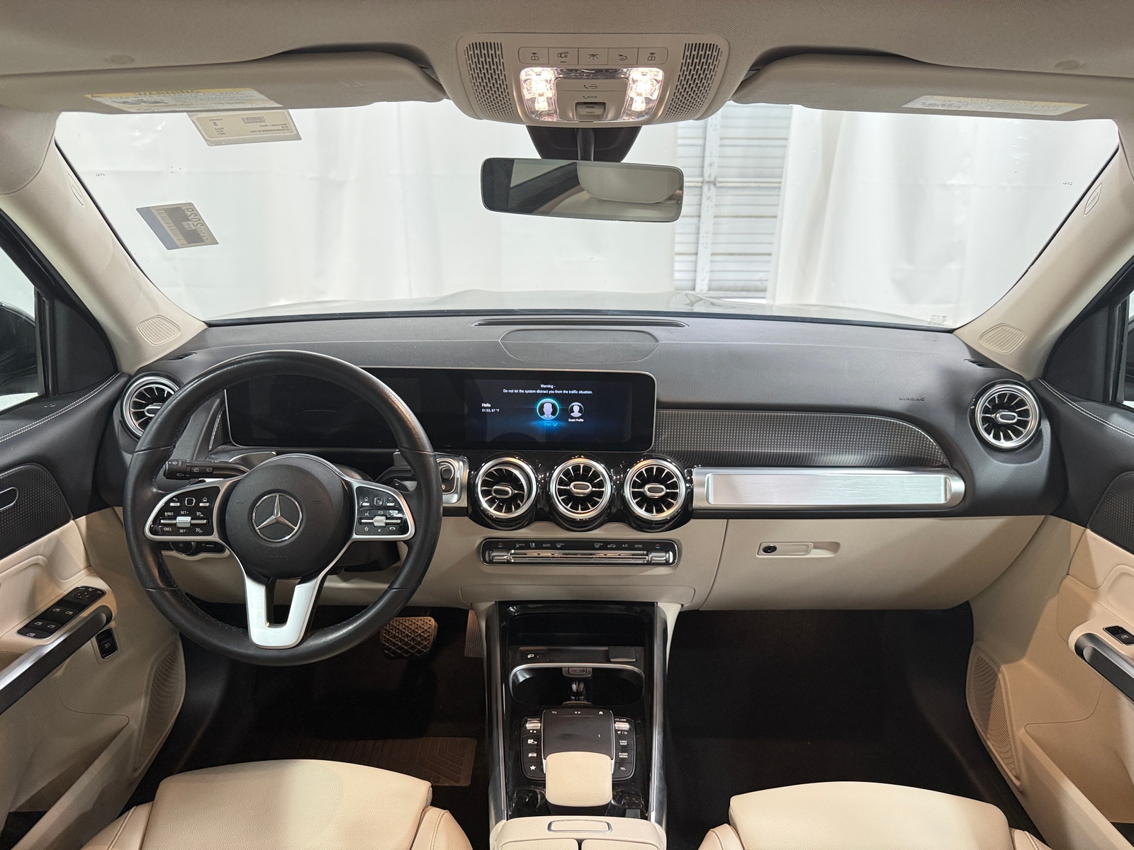 Thumbnail: 2021 Mercedes-Benz GLB - 2