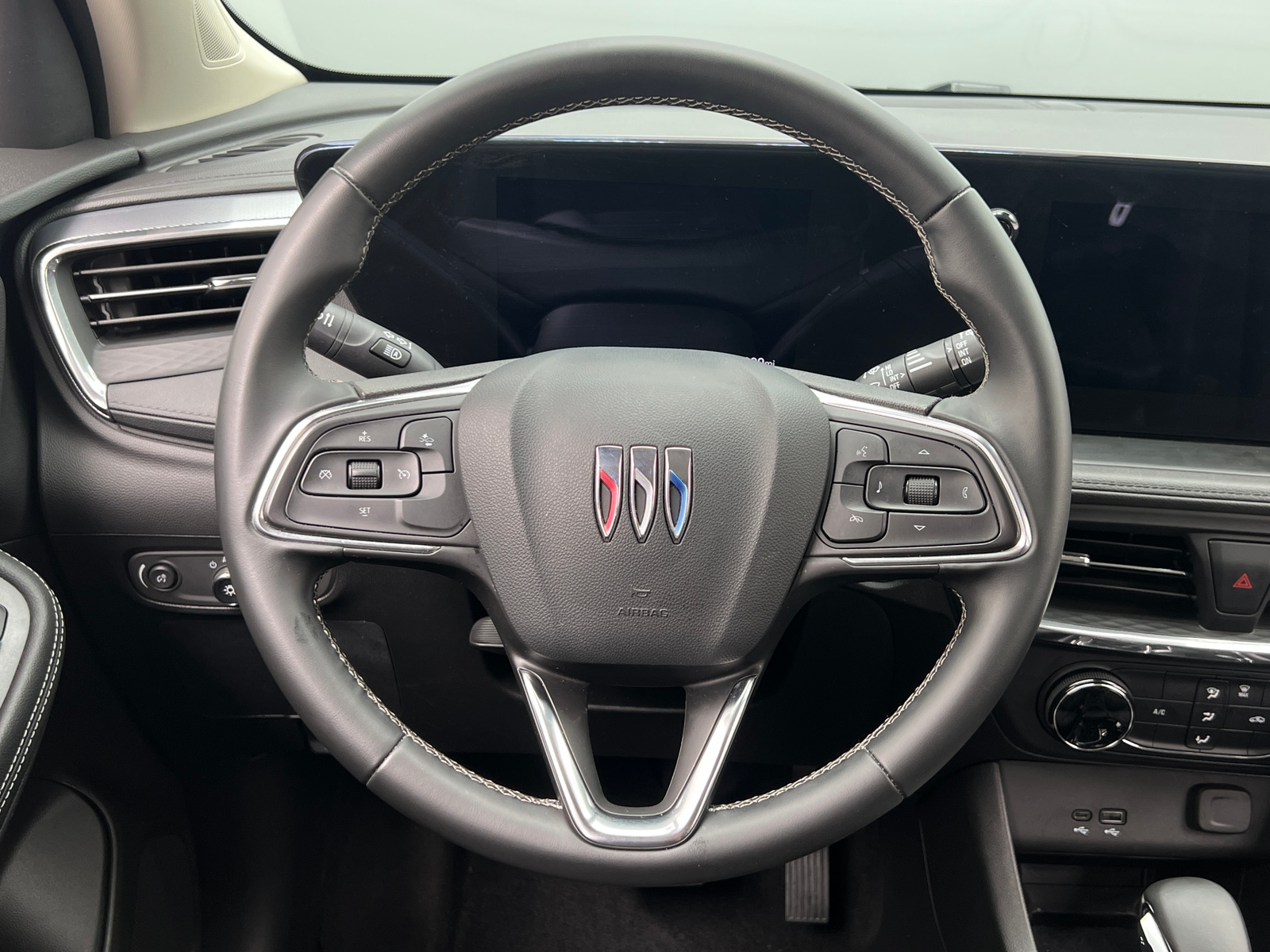 Thumbnail: 2025 Buick Encore GX - 4