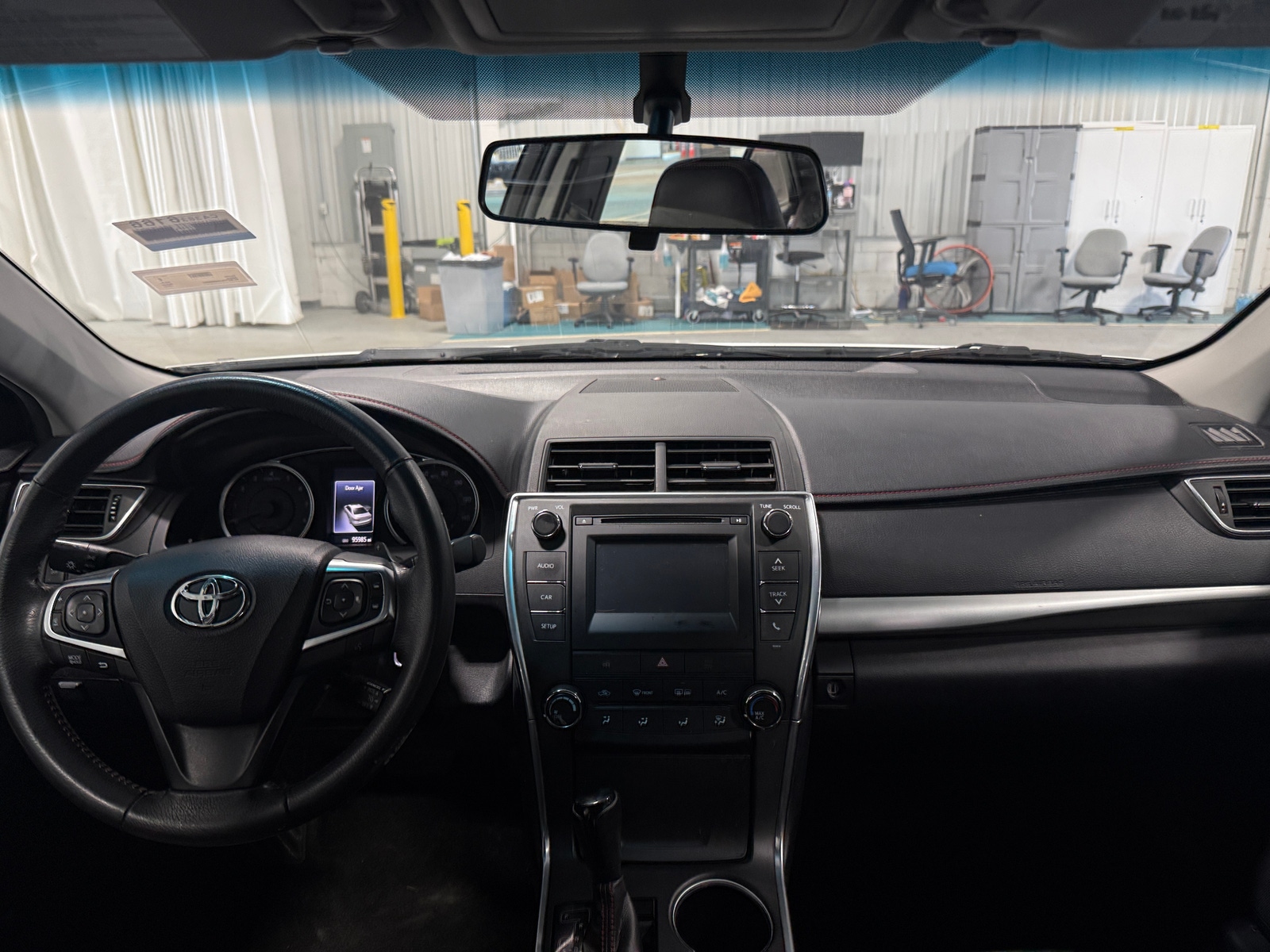 Thumbnail: 2017 Toyota Camry - 3