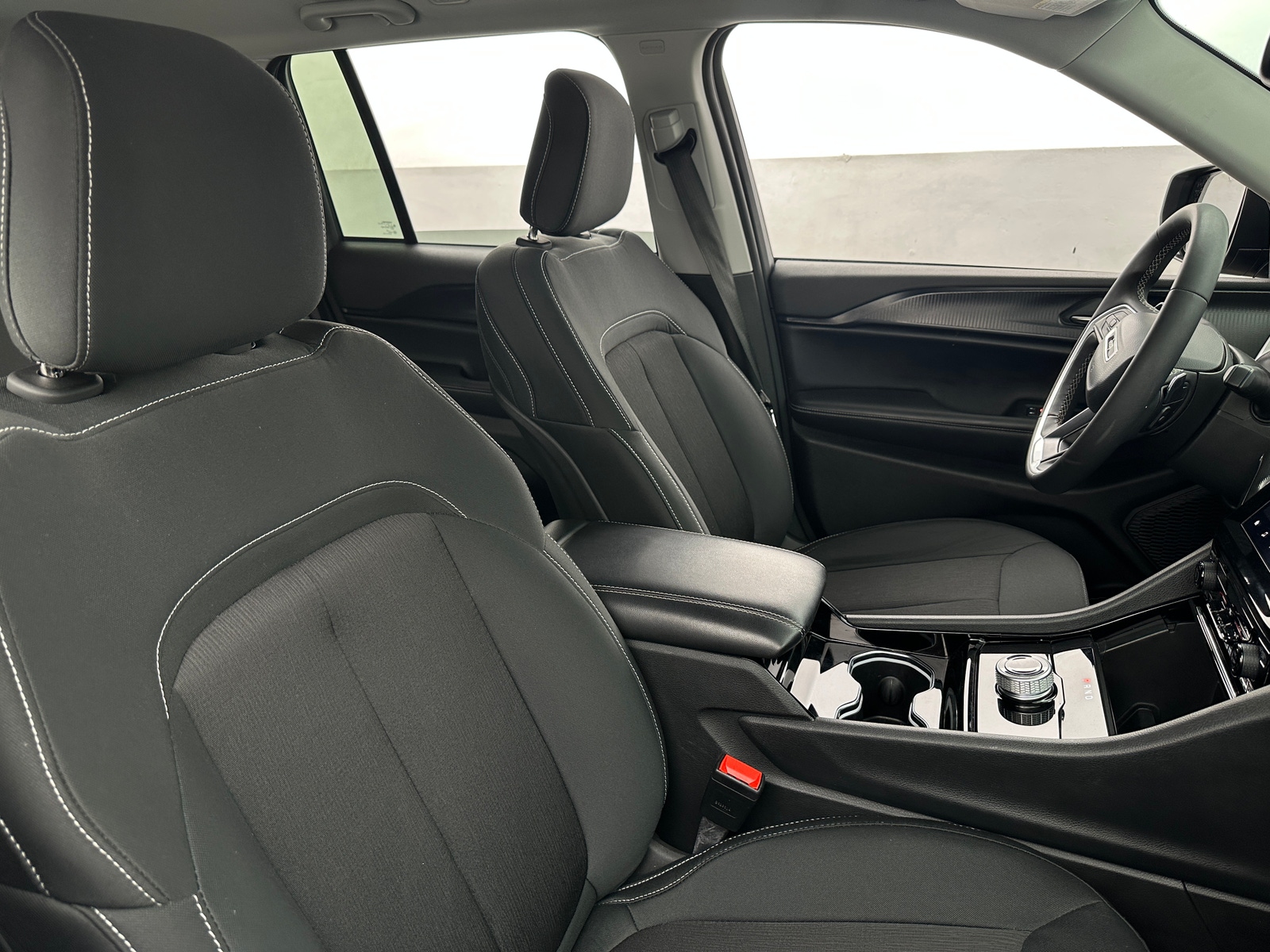 Thumbnail: 2023 Jeep Grand Cherokee - 2