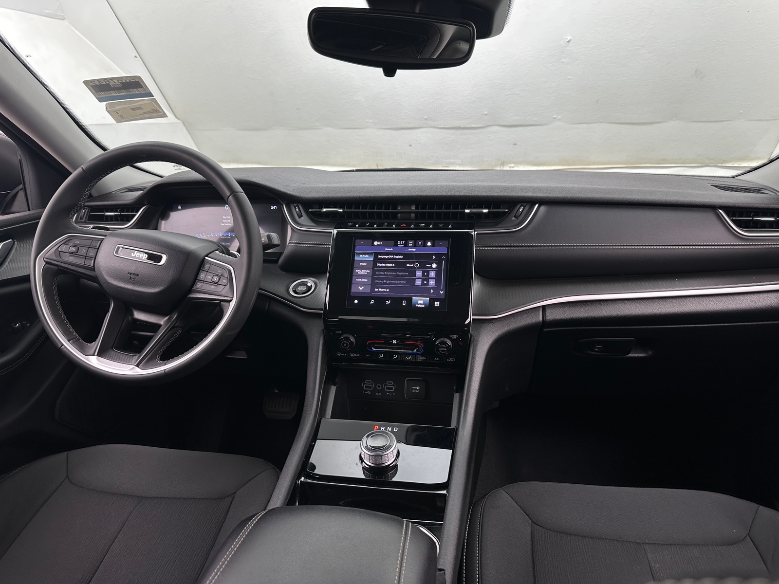 Thumbnail: 2023 Jeep Grand Cherokee - 3