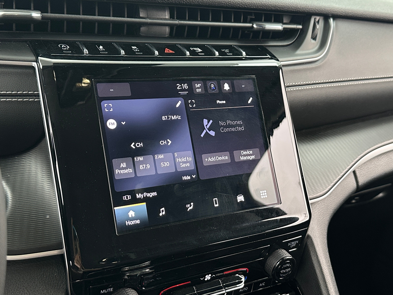 Thumbnail: 2023 Jeep Grand Cherokee - 4