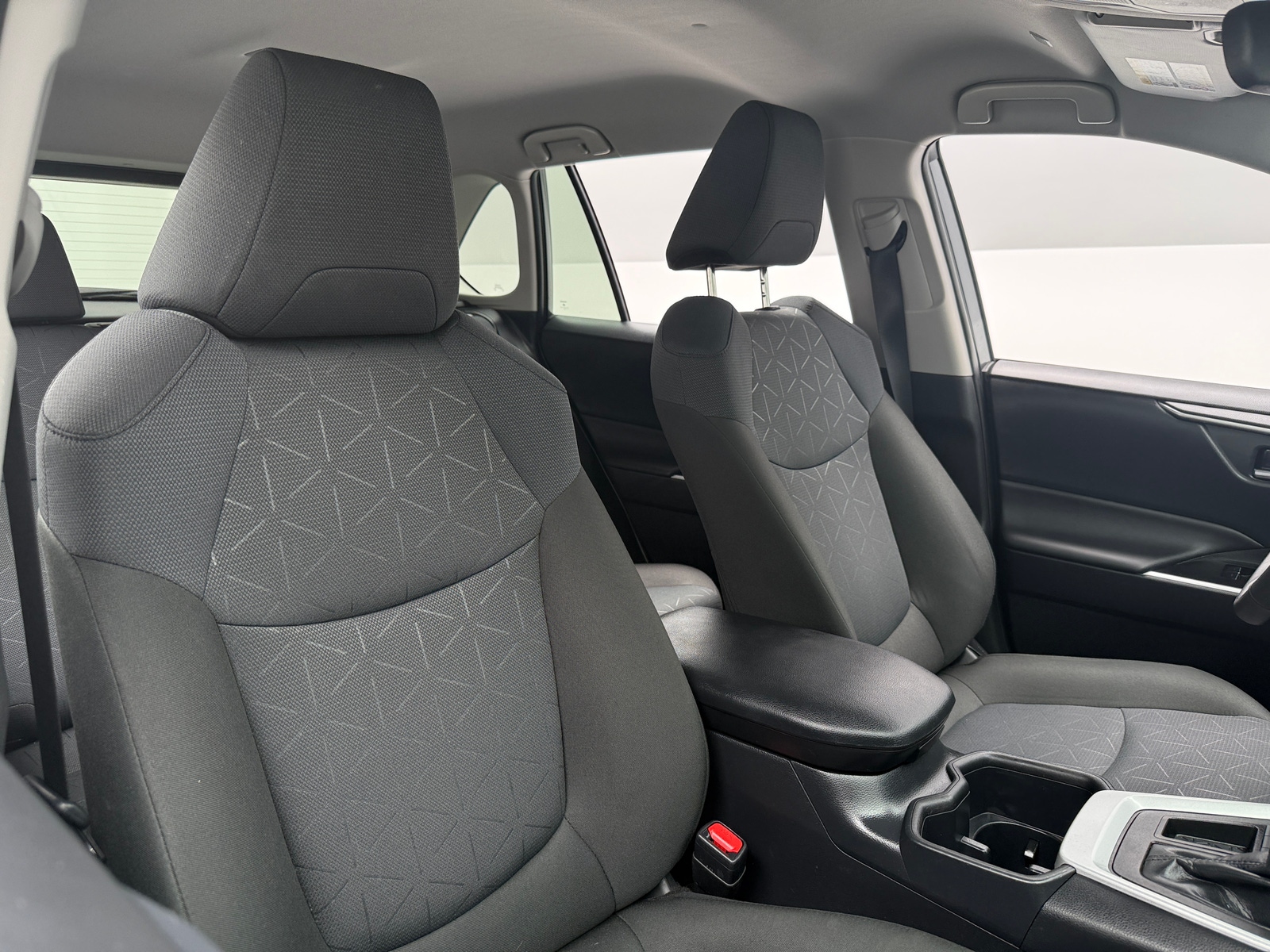 Thumbnail: 2025 Toyota RAV4 - 2