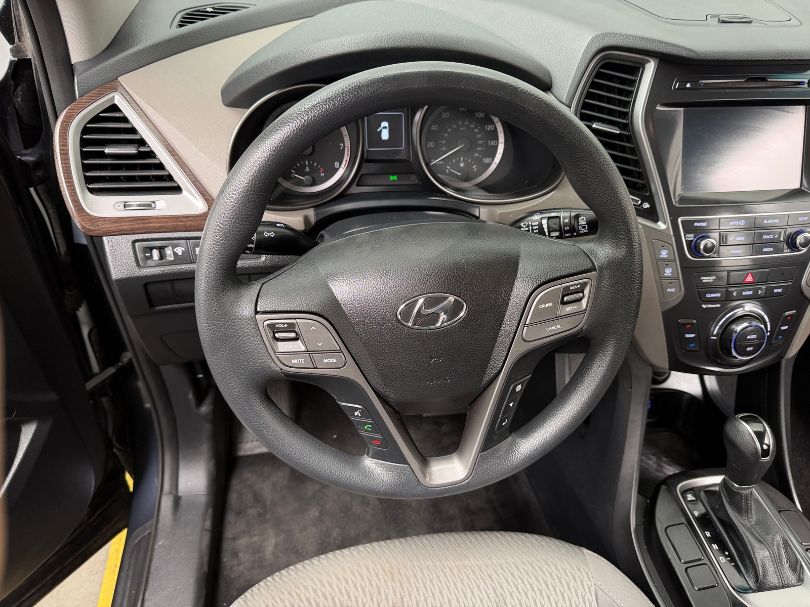 Thumbnail: 2018 Hyundai Santa Fe - 5
