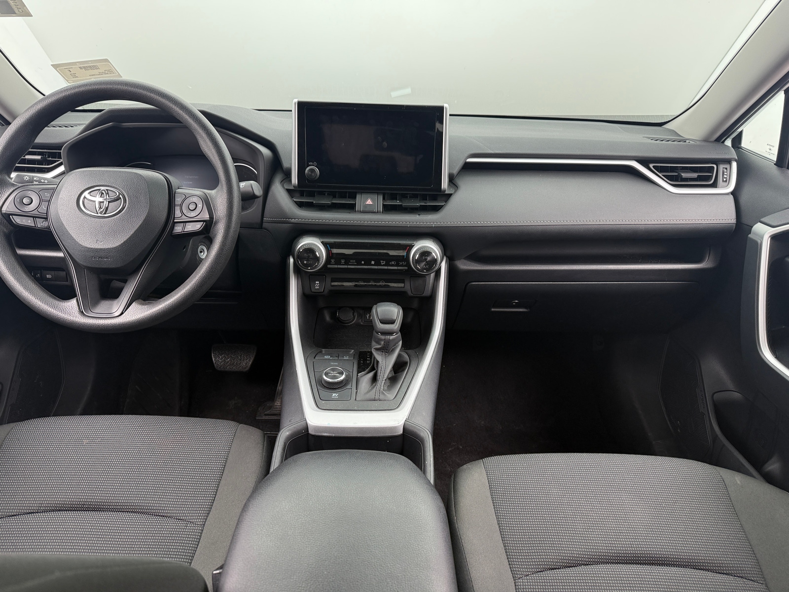 Thumbnail: 2025 Toyota RAV4 - 3