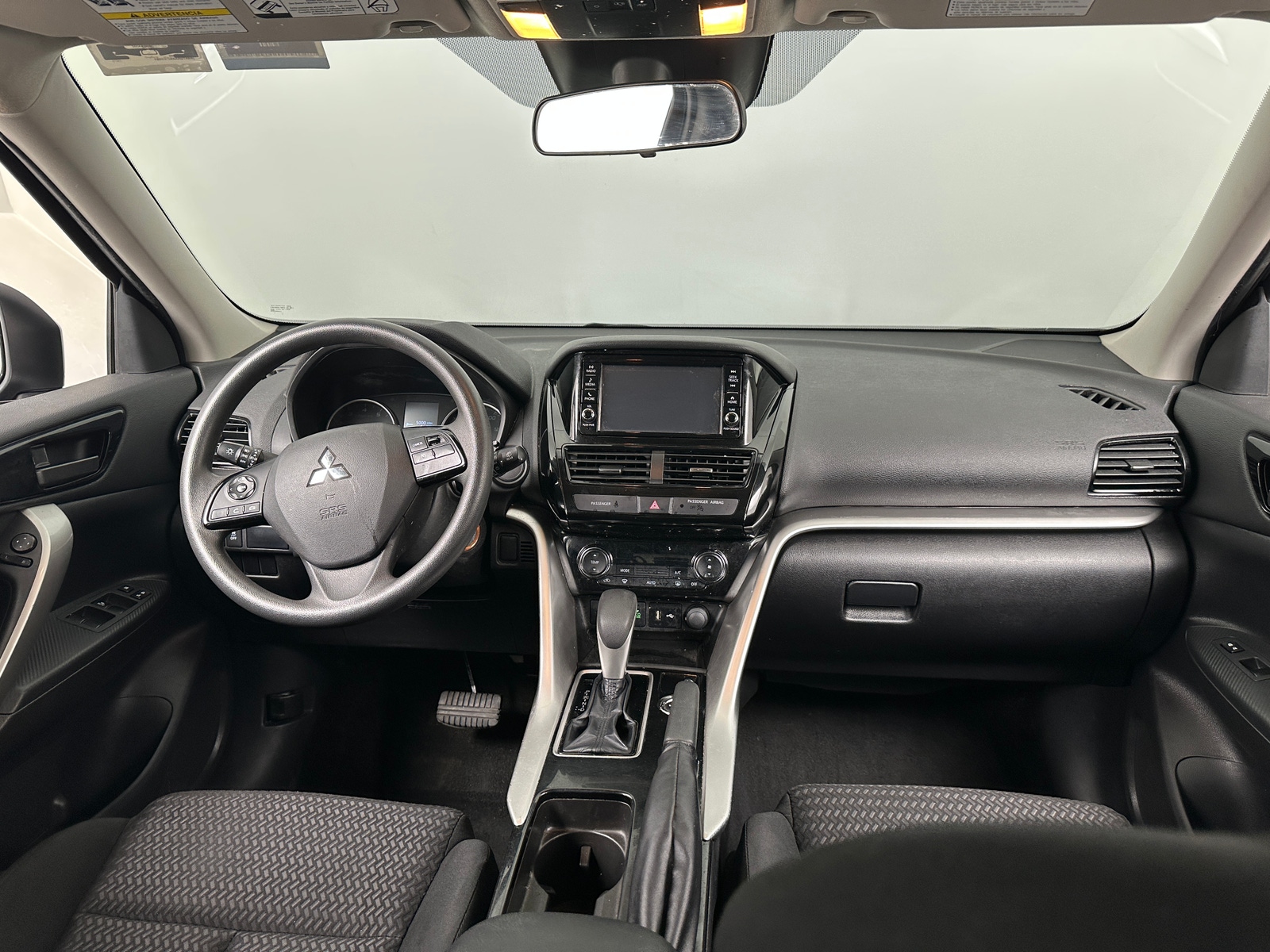 Thumbnail: 2025 Mitsubishi Eclipse Cross - 3