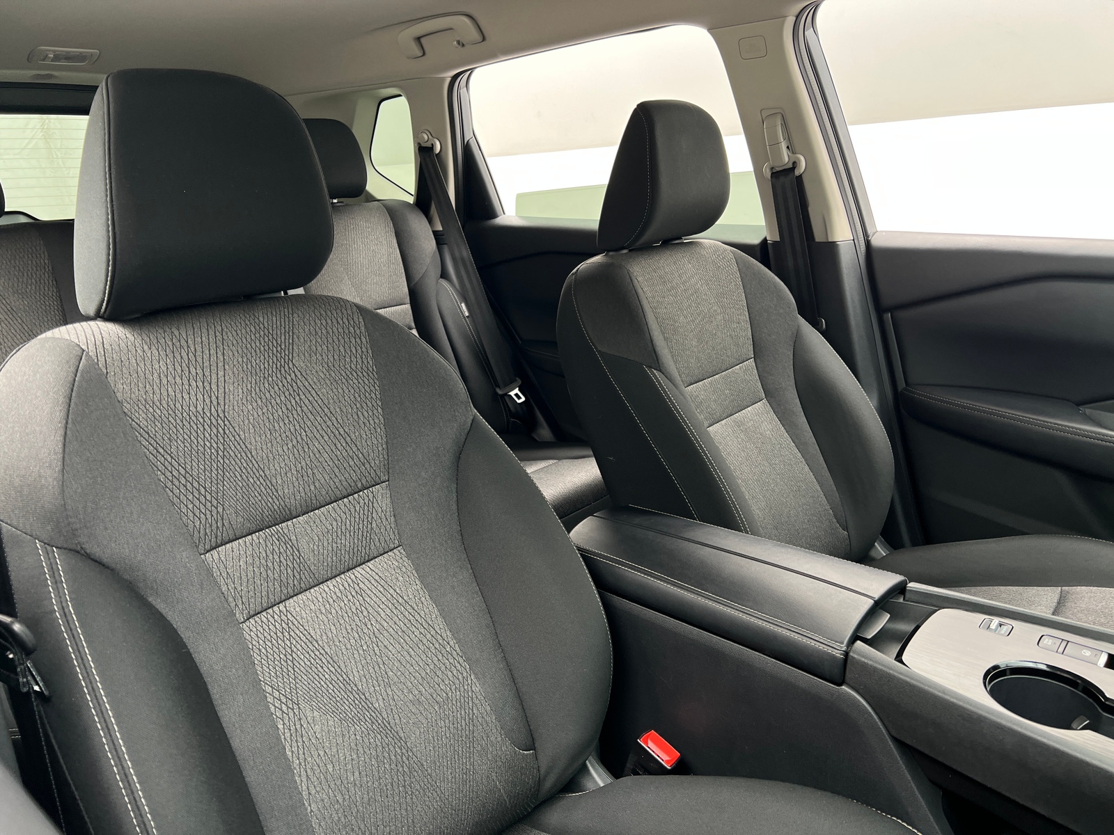 Thumbnail: 2025 Nissan Rogue - 2