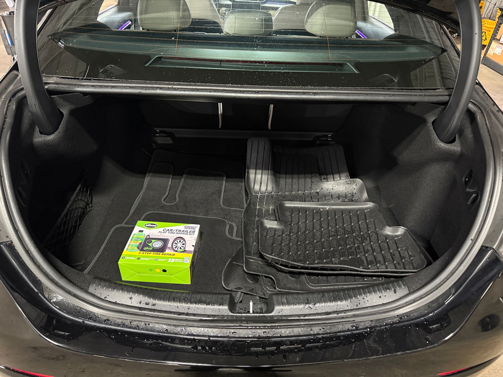 Thumbnail: 2024 Mercedes-Benz C-Class - 6