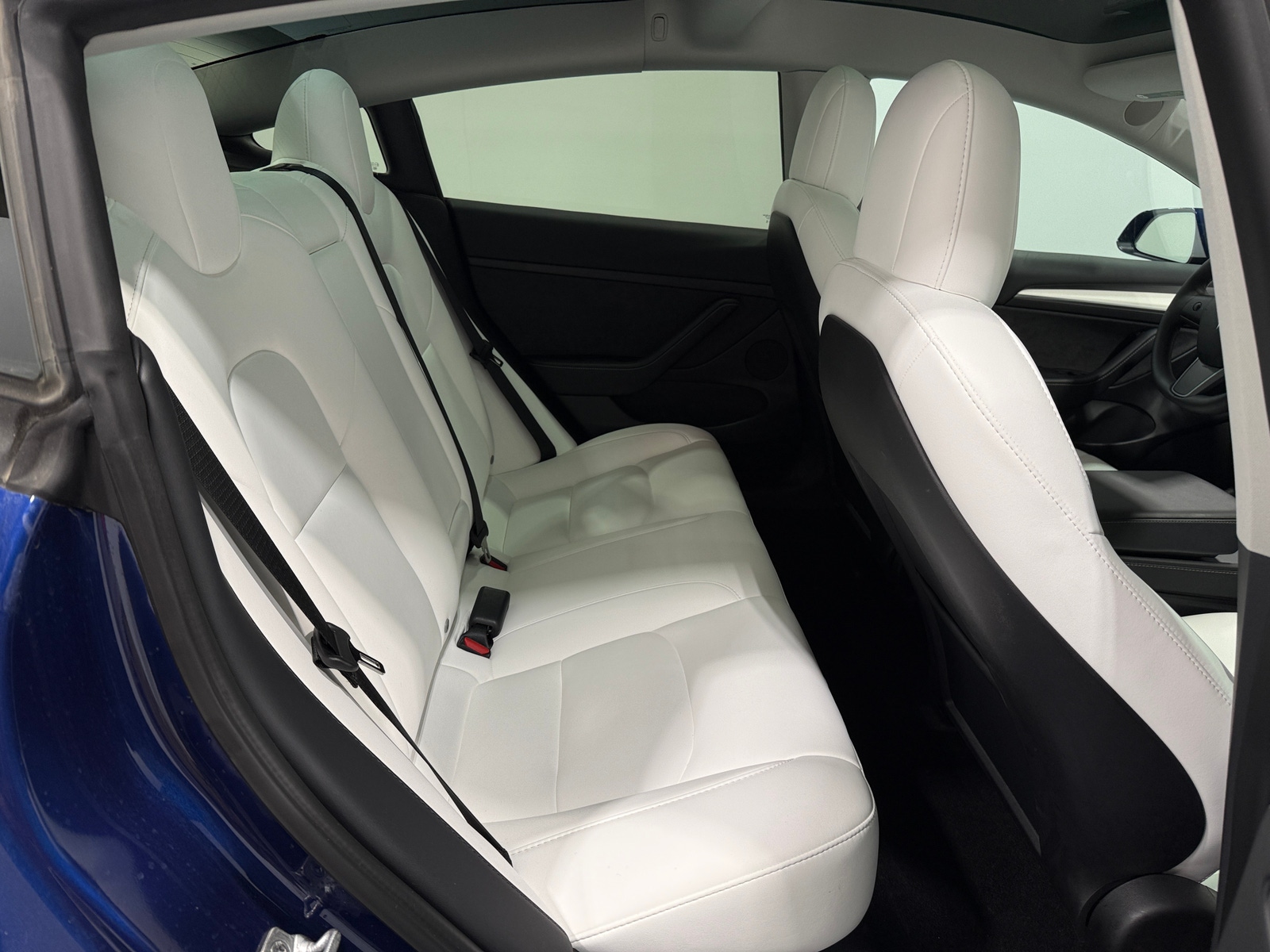 Thumbnail: 2022 Tesla Model 3 - 5