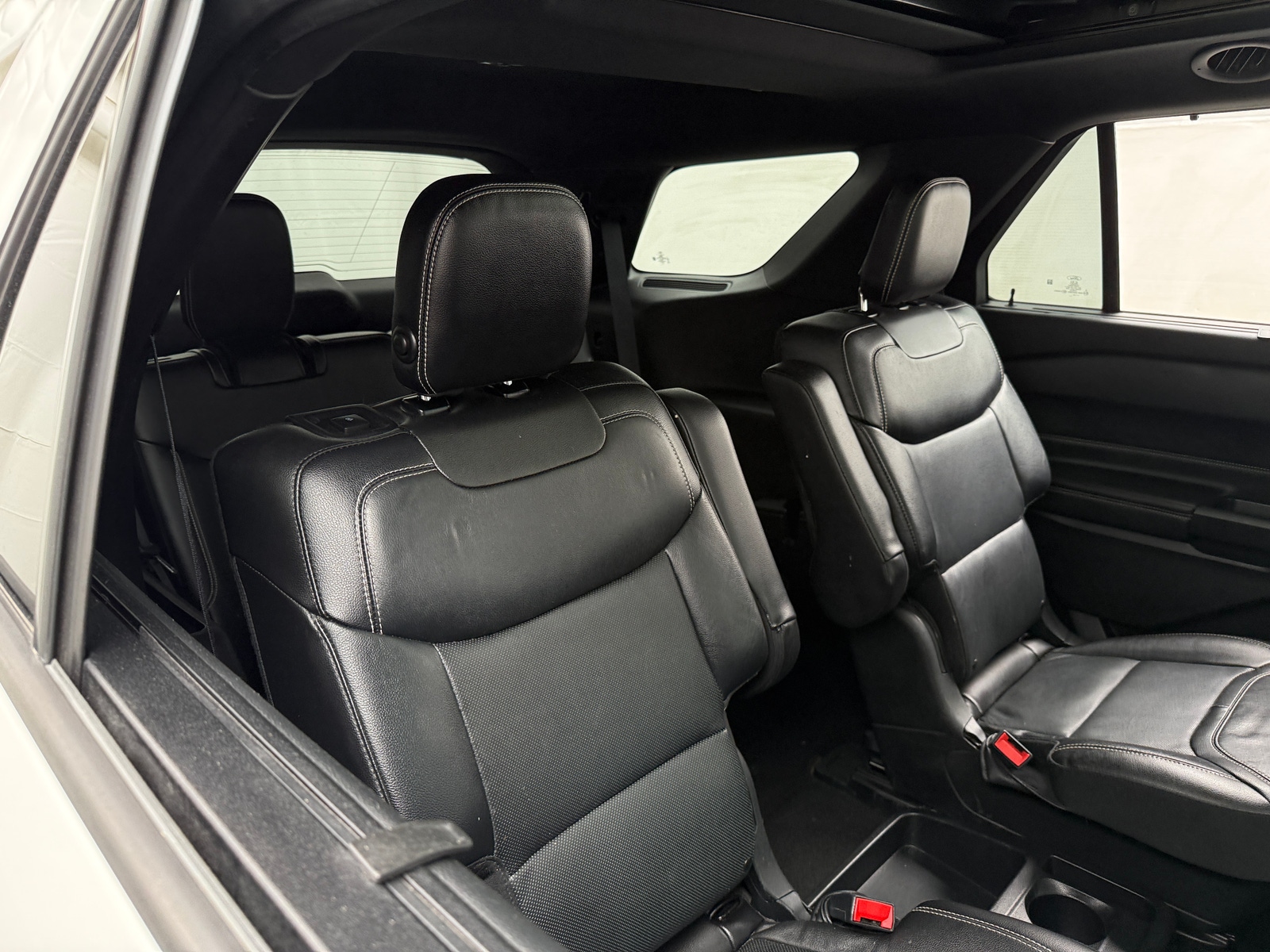 Thumbnail: 2020 Ford Explorer - 5