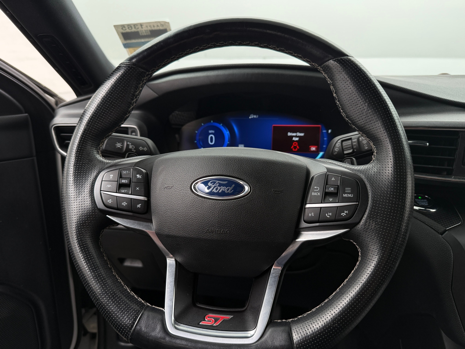 Thumbnail: 2020 Ford Explorer - 4