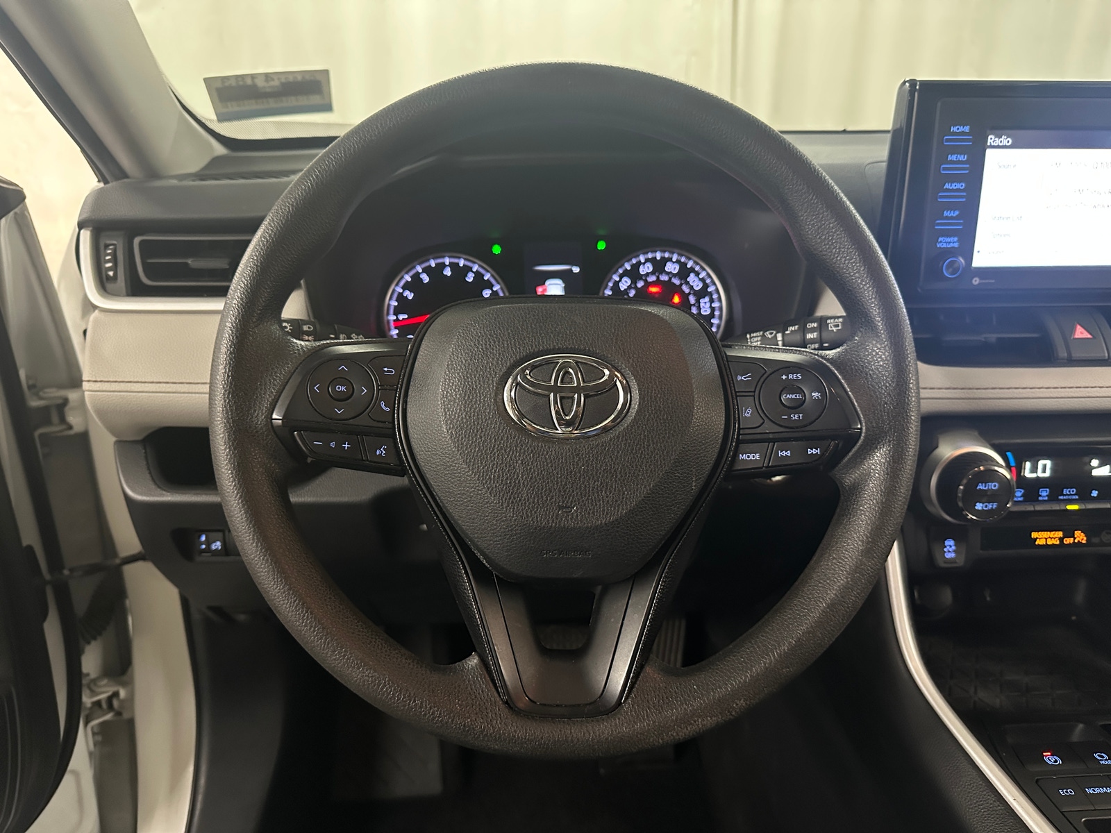 Thumbnail: 2021 Toyota RAV4 - 5