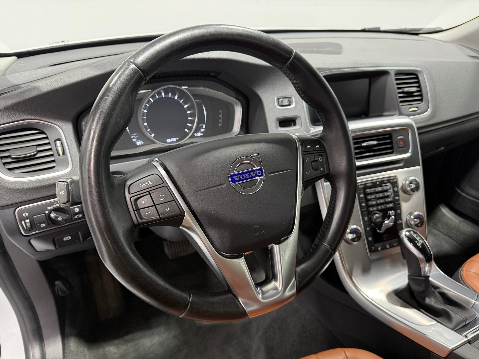 Thumbnail: 2018 Volvo S60 - 4