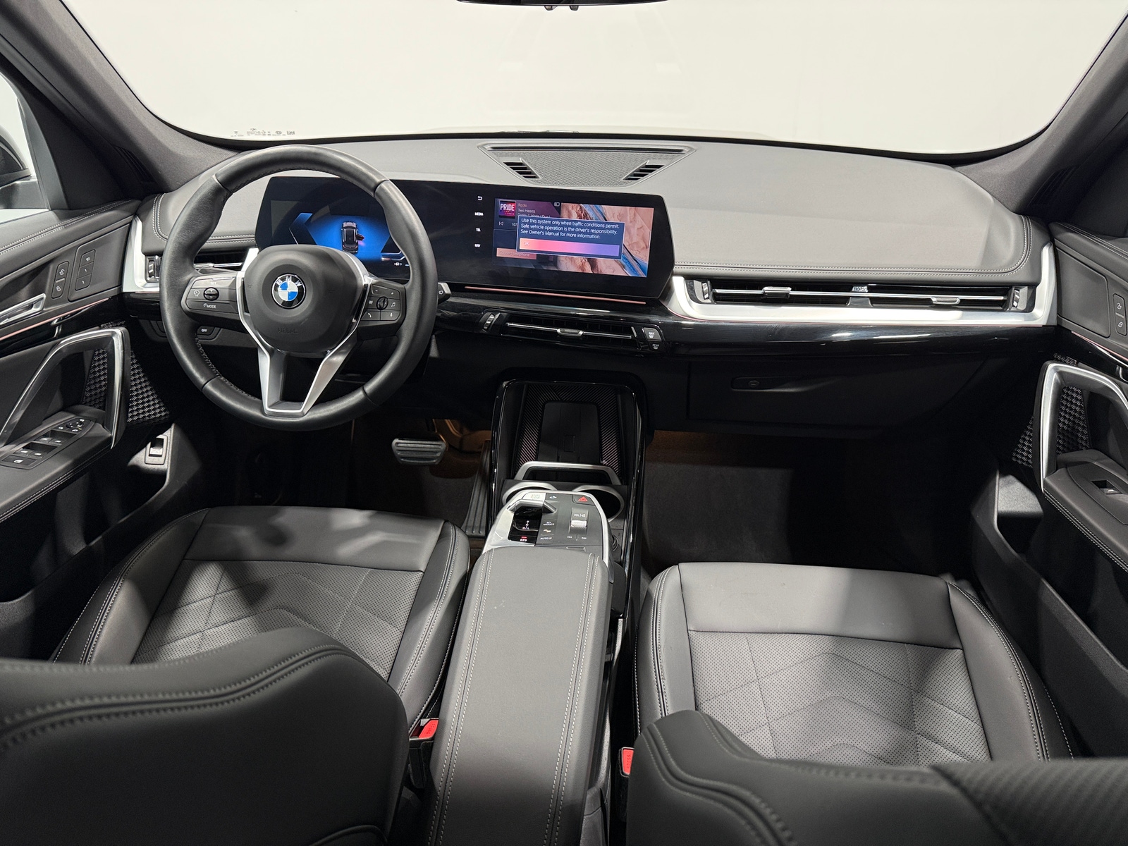 Thumbnail: 2025 BMW X1 - 2