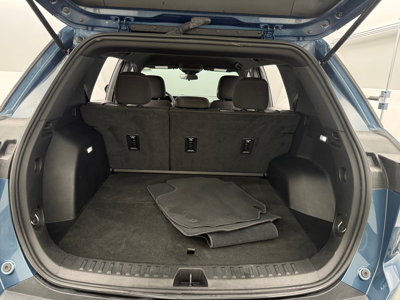 Thumbnail: 2025 Chevrolet Equinox - 7