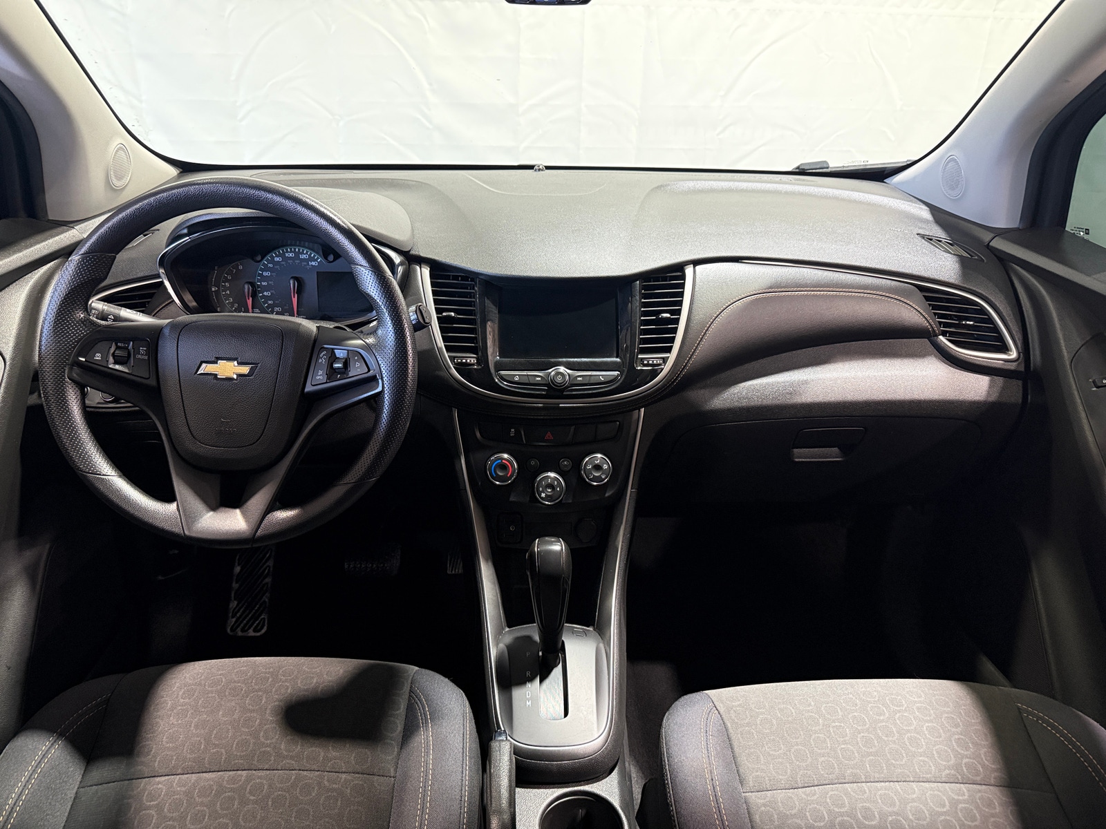 Thumbnail: 2020 Chevrolet Trax - 3