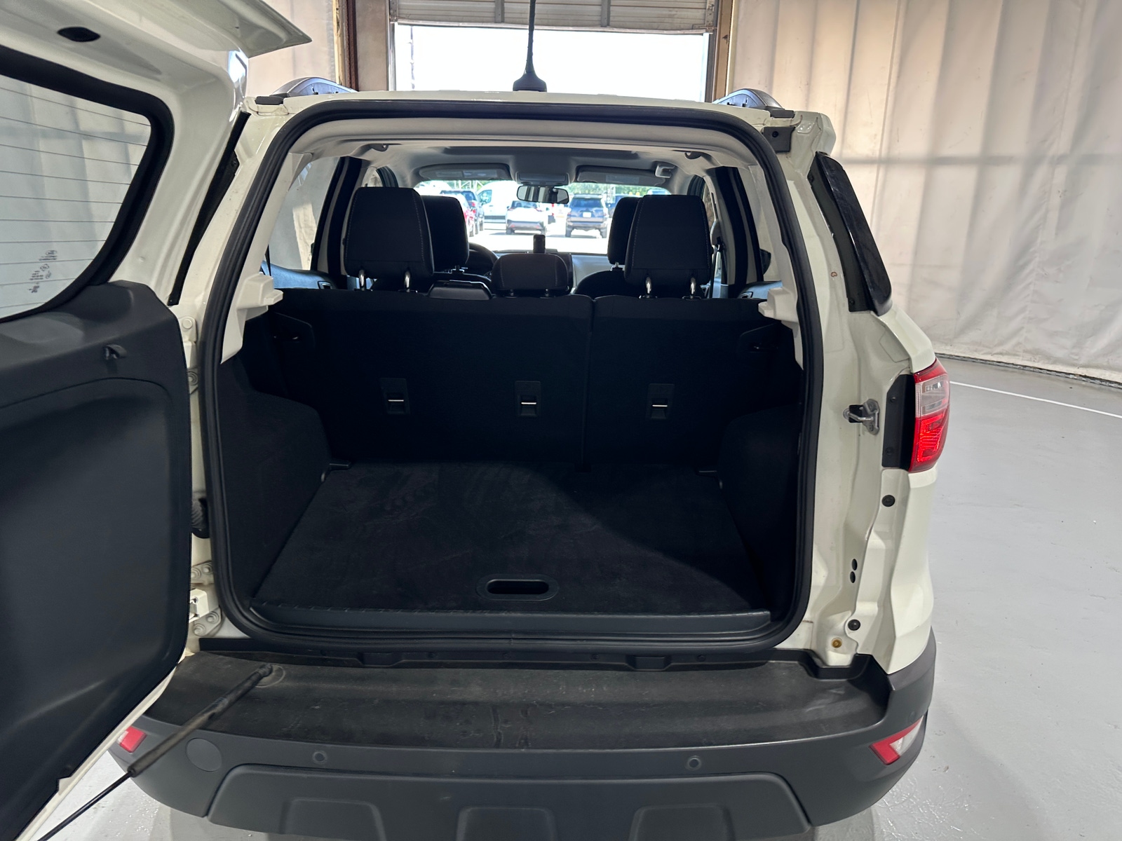 Thumbnail: 2021 Ford EcoSport - 7