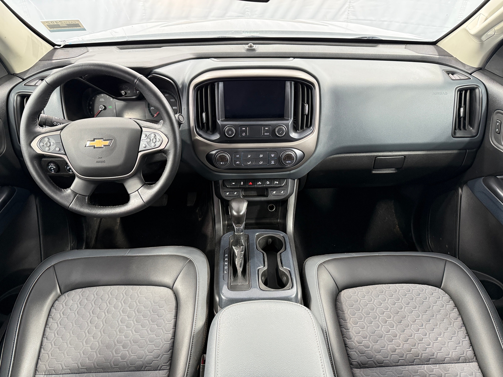 Thumbnail: 2022 Chevrolet Colorado - 2