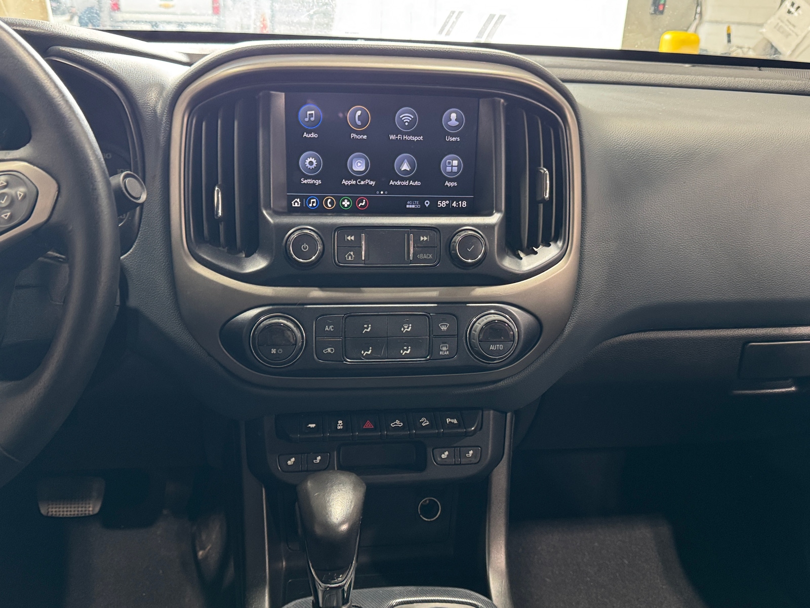 Thumbnail: 2022 Chevrolet Colorado - 3