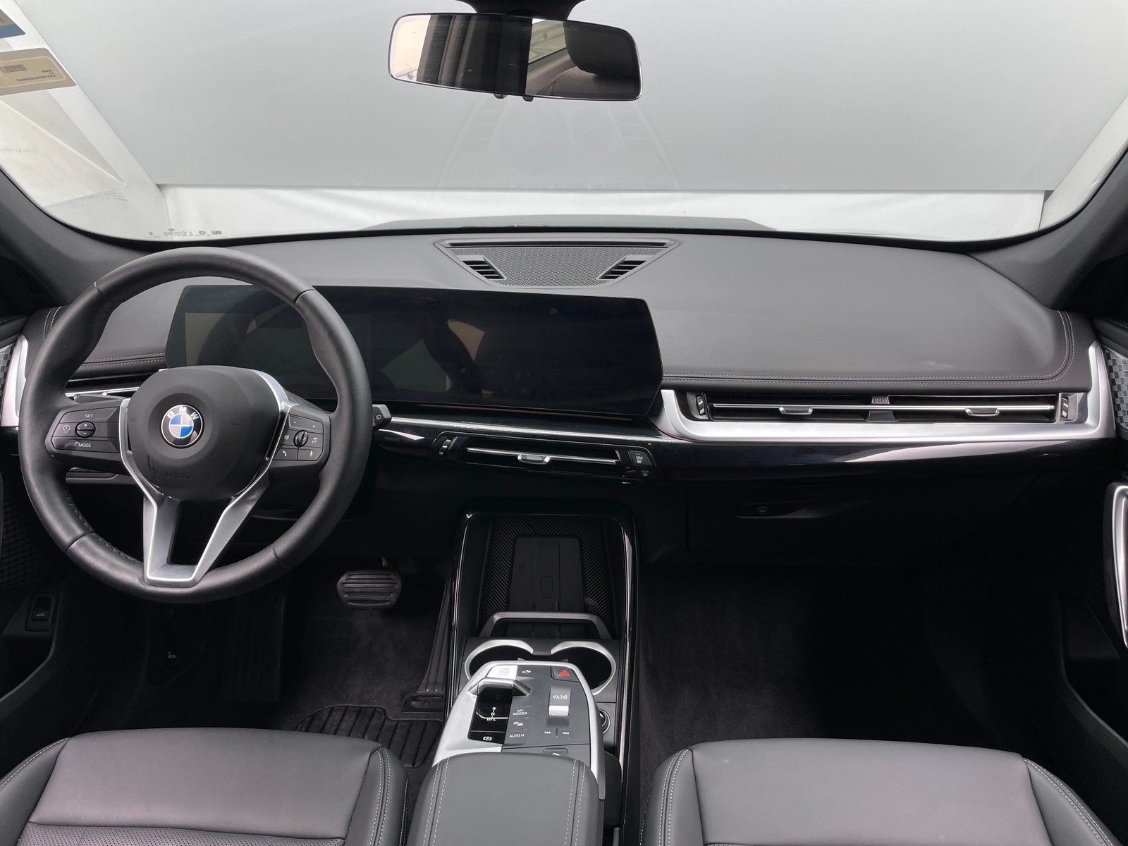 Thumbnail: 2025 BMW X1 - 2