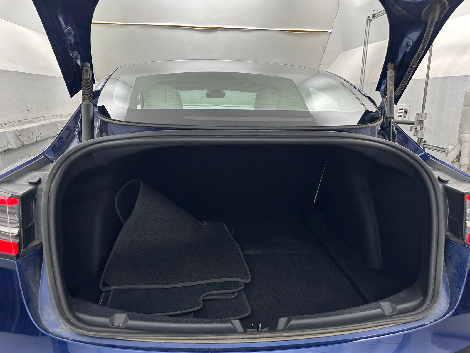 Thumbnail: 2021 Tesla Model 3 - 6