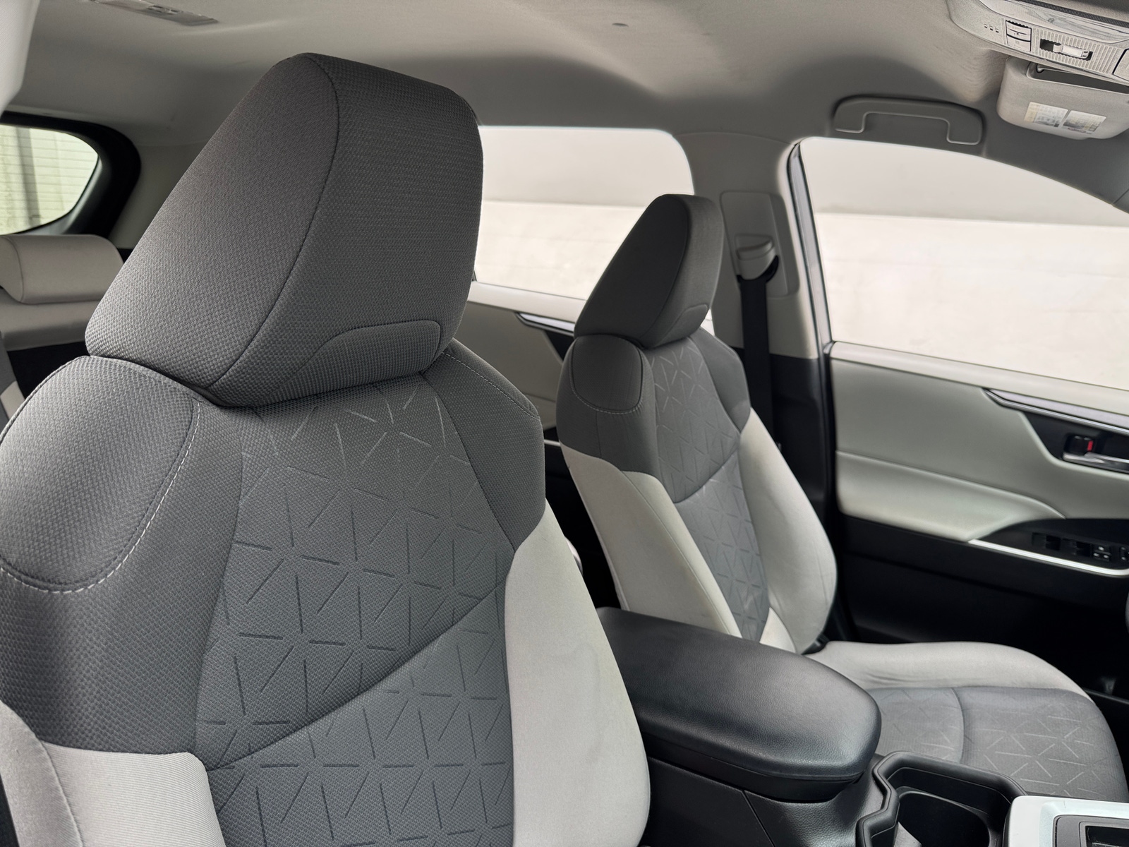 Thumbnail: 2021 Toyota RAV4 - 2