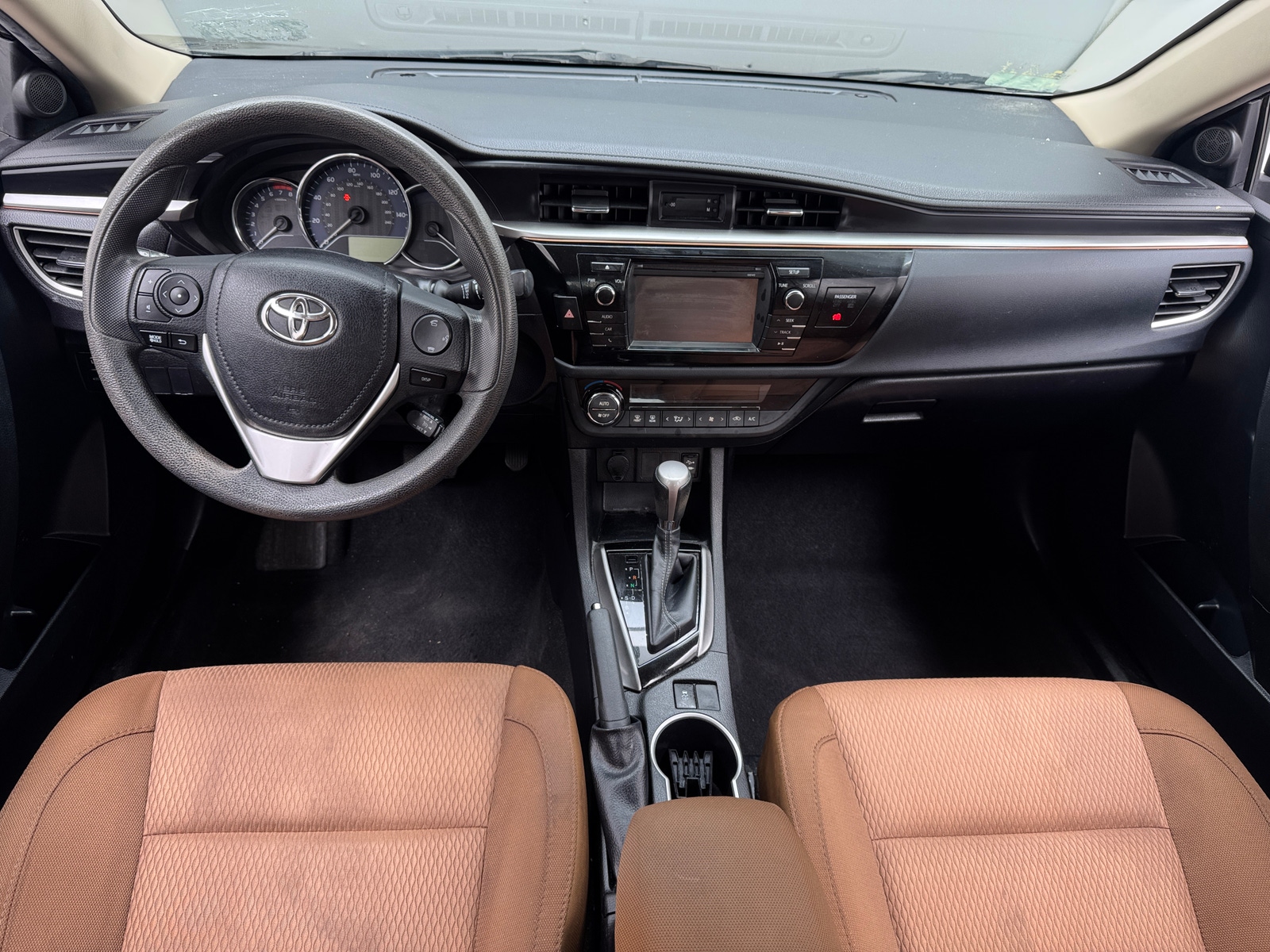 Thumbnail: 2015 Toyota Corolla - 3